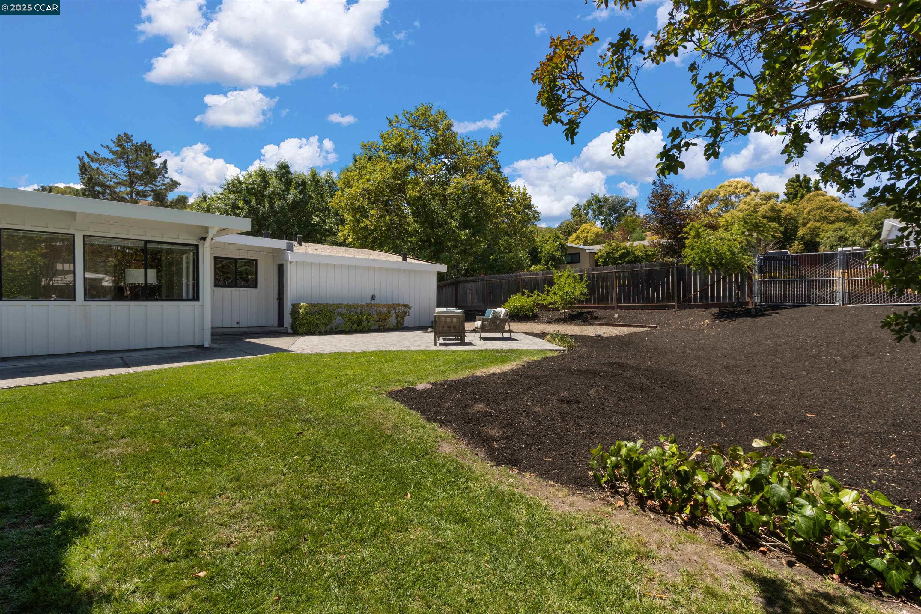 Detail Gallery Image 26 of 30 For 3374 Mildred Lane, Lafayette,  CA 94549 - 4 Beds | 2/1 Baths