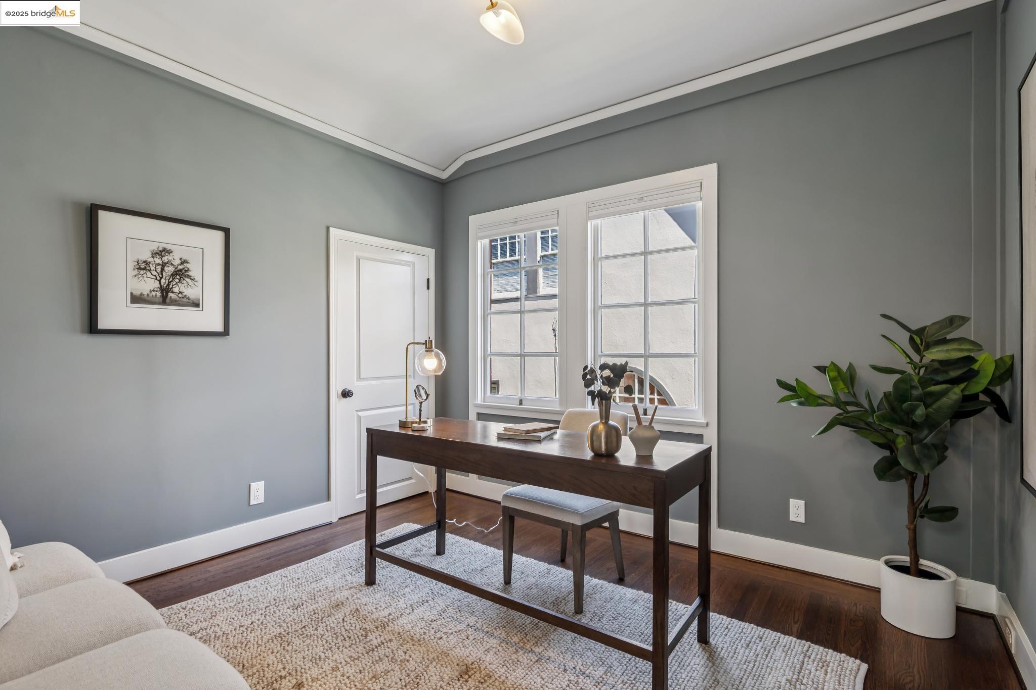 Detail Gallery Image 33 of 55 For 612 Longridge Rd, Oakland,  CA 94610 - 5 Beds | 4/1 Baths