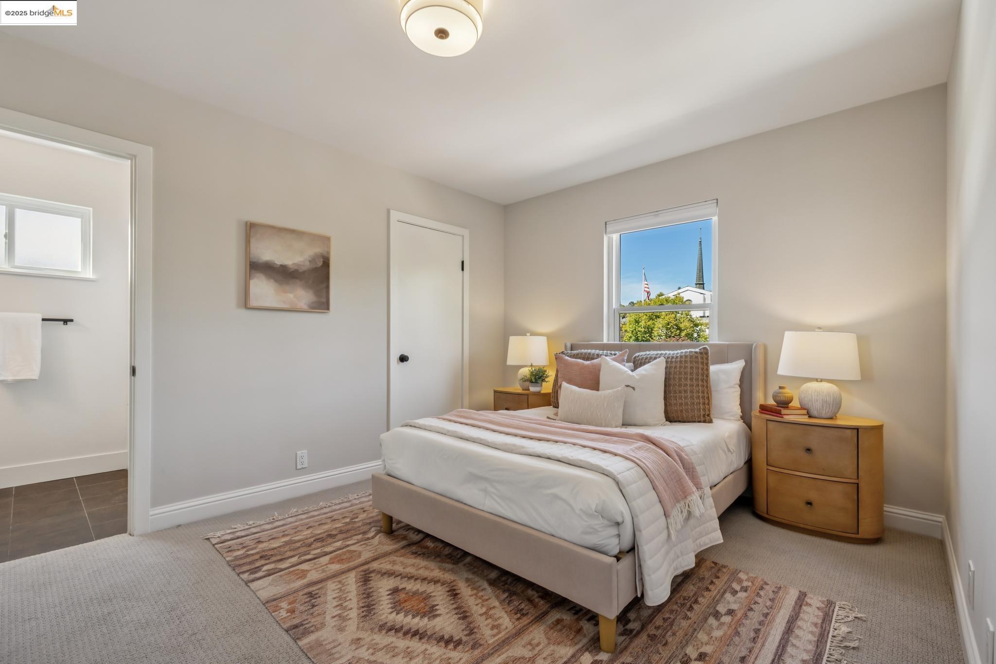 Detail Gallery Image 41 of 55 For 612 Longridge Rd, Oakland,  CA 94610 - 5 Beds | 4/1 Baths