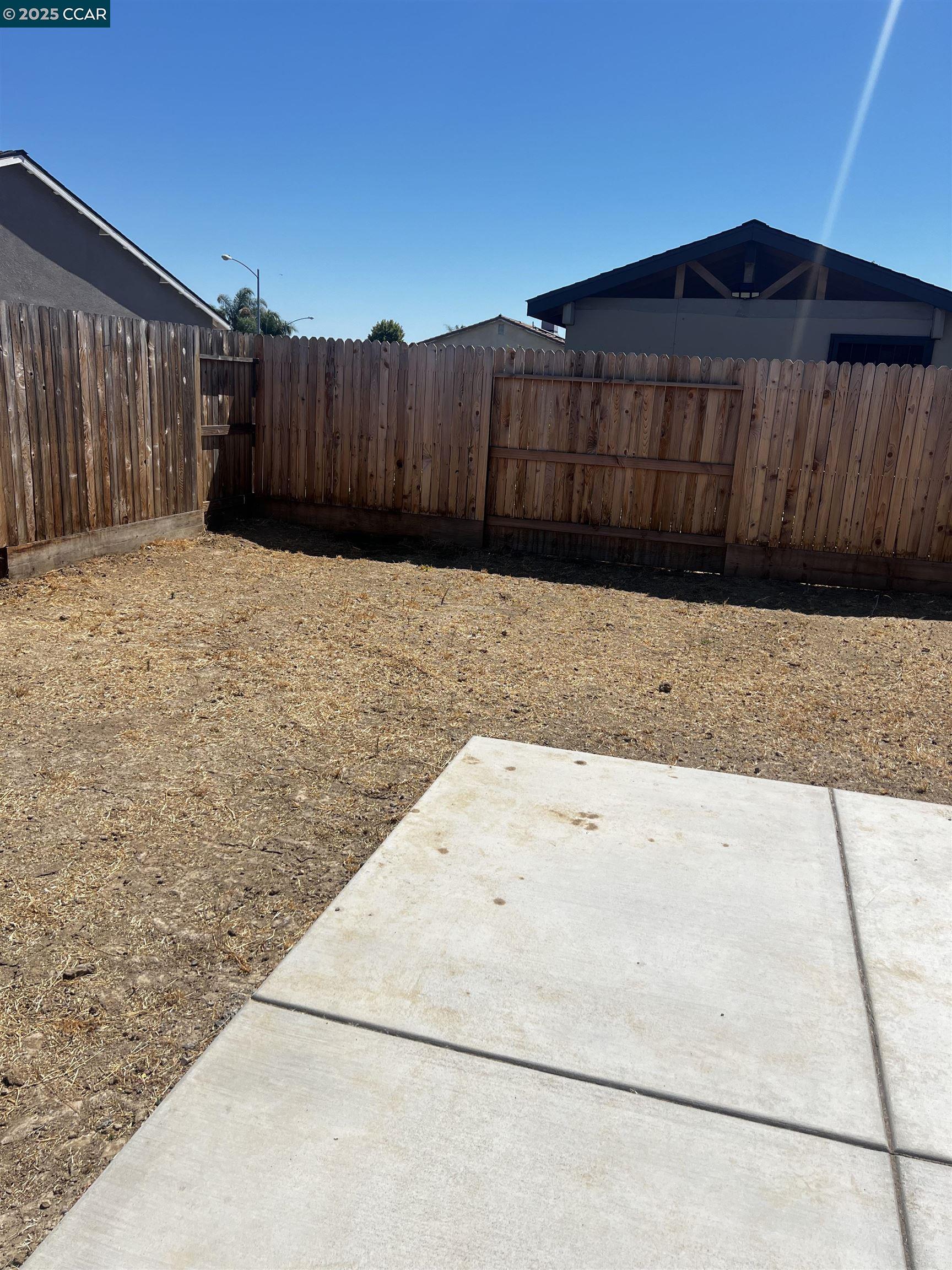 Detail Gallery Image 26 of 30 For 627 Elizabeth Ct, Merced,  CA 95341 - 3 Beds | 2 Baths