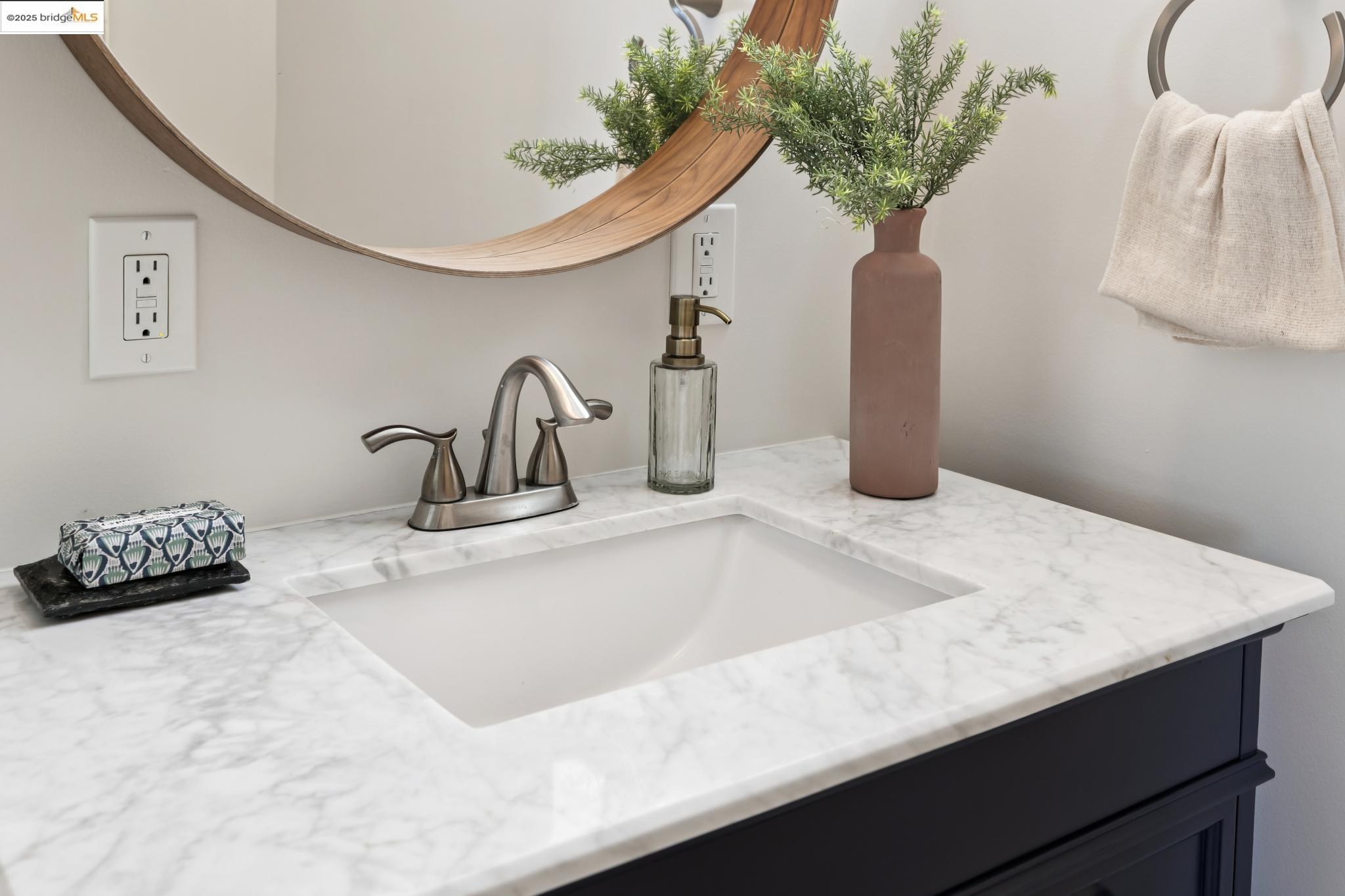 Detail Gallery Image 25 of 53 For 4701 Kaphan Ave, Oakland,  CA 94619 - 3 Beds | 2/1 Baths