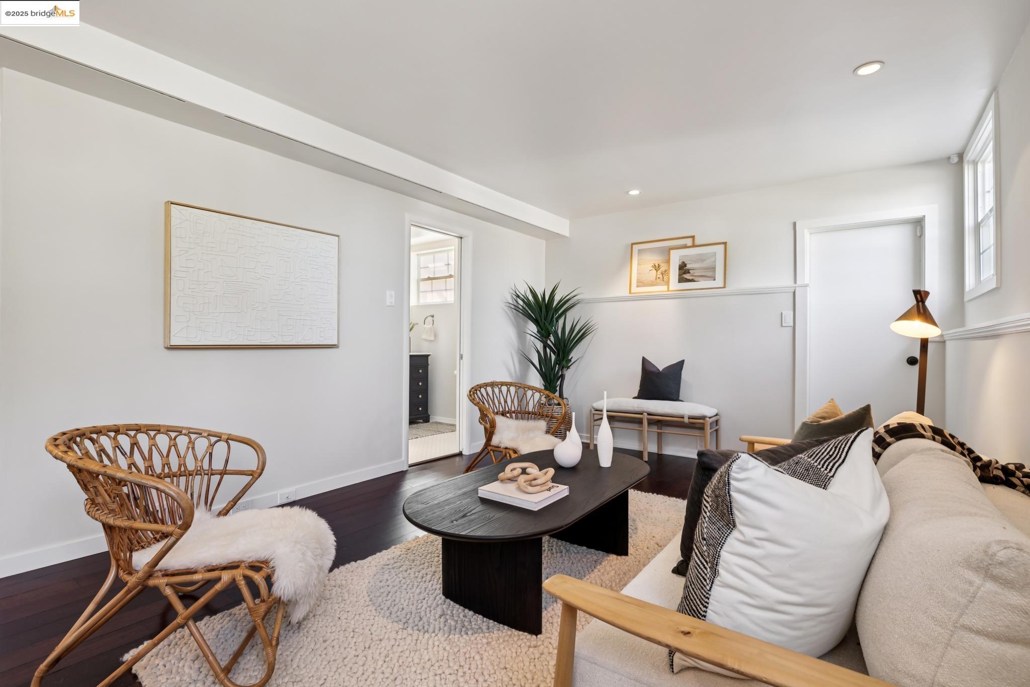 Detail Gallery Image 26 of 53 For 4701 Kaphan Ave, Oakland,  CA 94619 - 3 Beds | 2/1 Baths