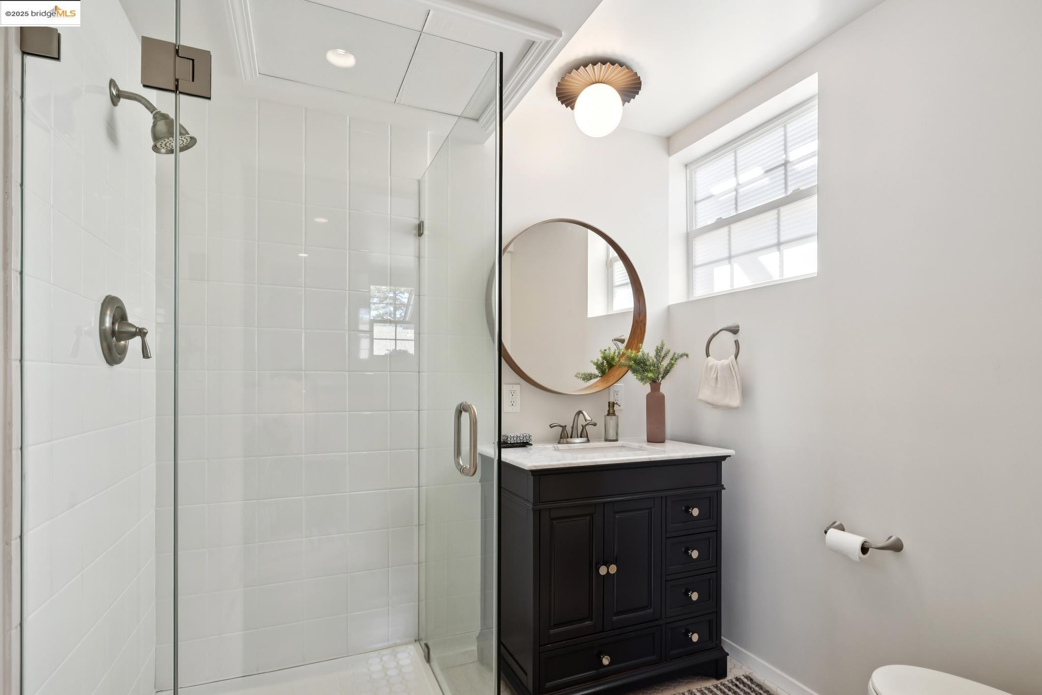 Detail Gallery Image 31 of 53 For 4701 Kaphan Ave, Oakland,  CA 94619 - 3 Beds | 2/1 Baths