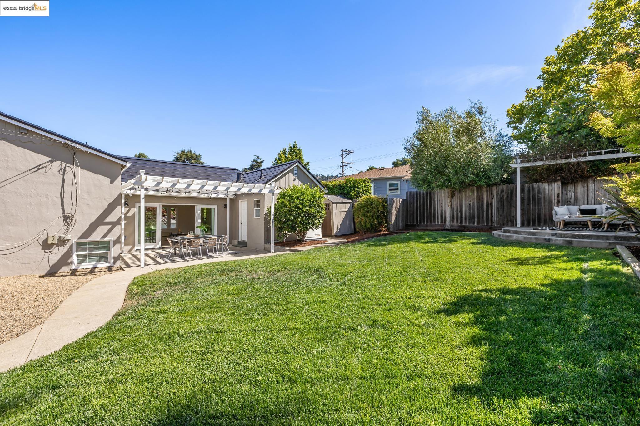 Detail Gallery Image 38 of 53 For 4701 Kaphan Ave, Oakland,  CA 94619 - 3 Beds | 2/1 Baths