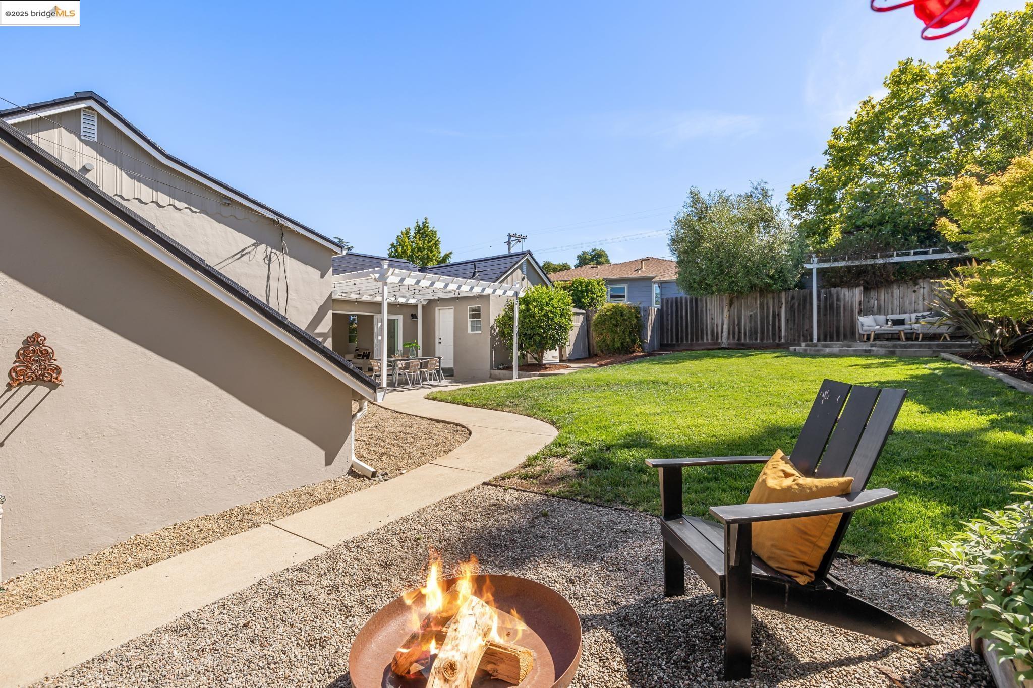 Detail Gallery Image 39 of 53 For 4701 Kaphan Ave, Oakland,  CA 94619 - 3 Beds | 2/1 Baths