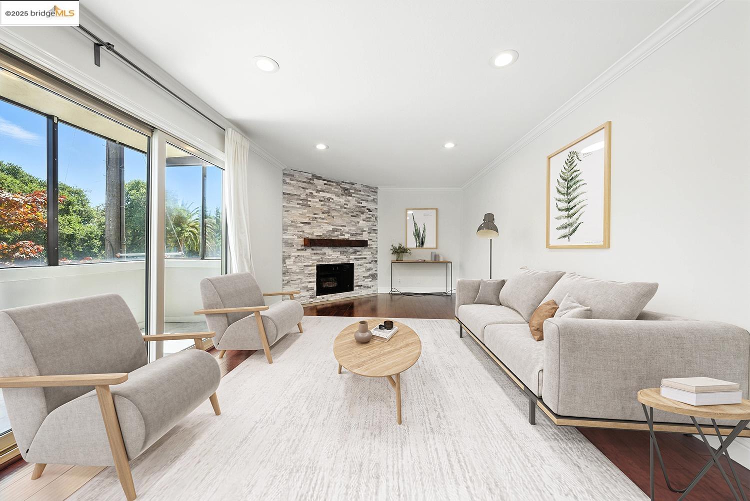 MLS: 41107623 Condo For Sale