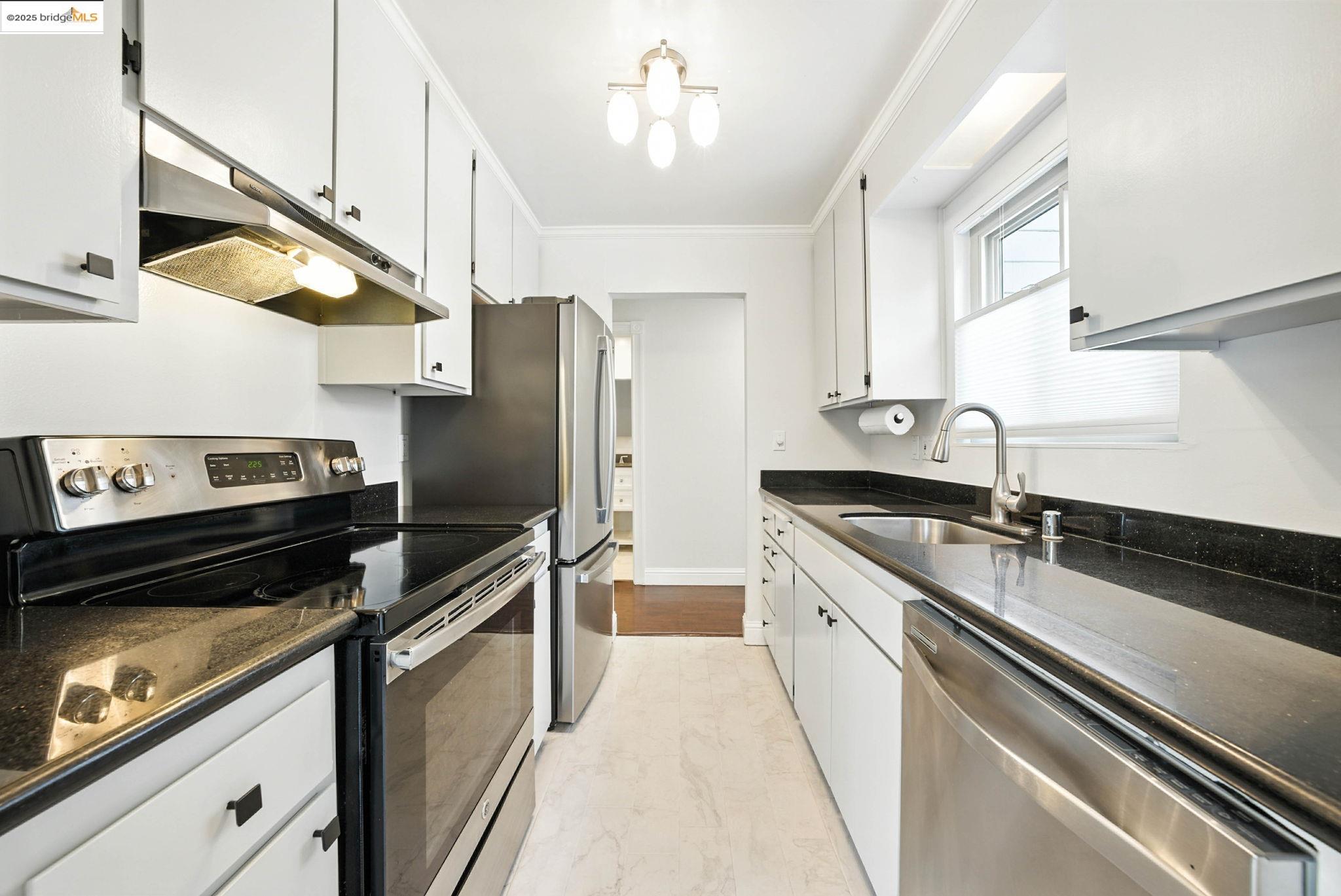 Photo #26: 41107623 Listing: Photo #26