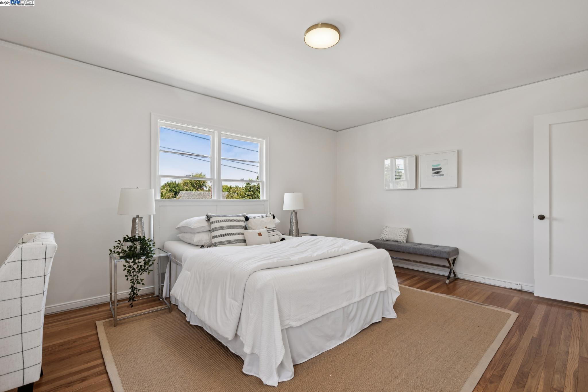 Detail Gallery Image 30 of 60 For 200 Santa Clara Ave, Alameda,  CA 94501 - 3 Beds | 1/1 Baths