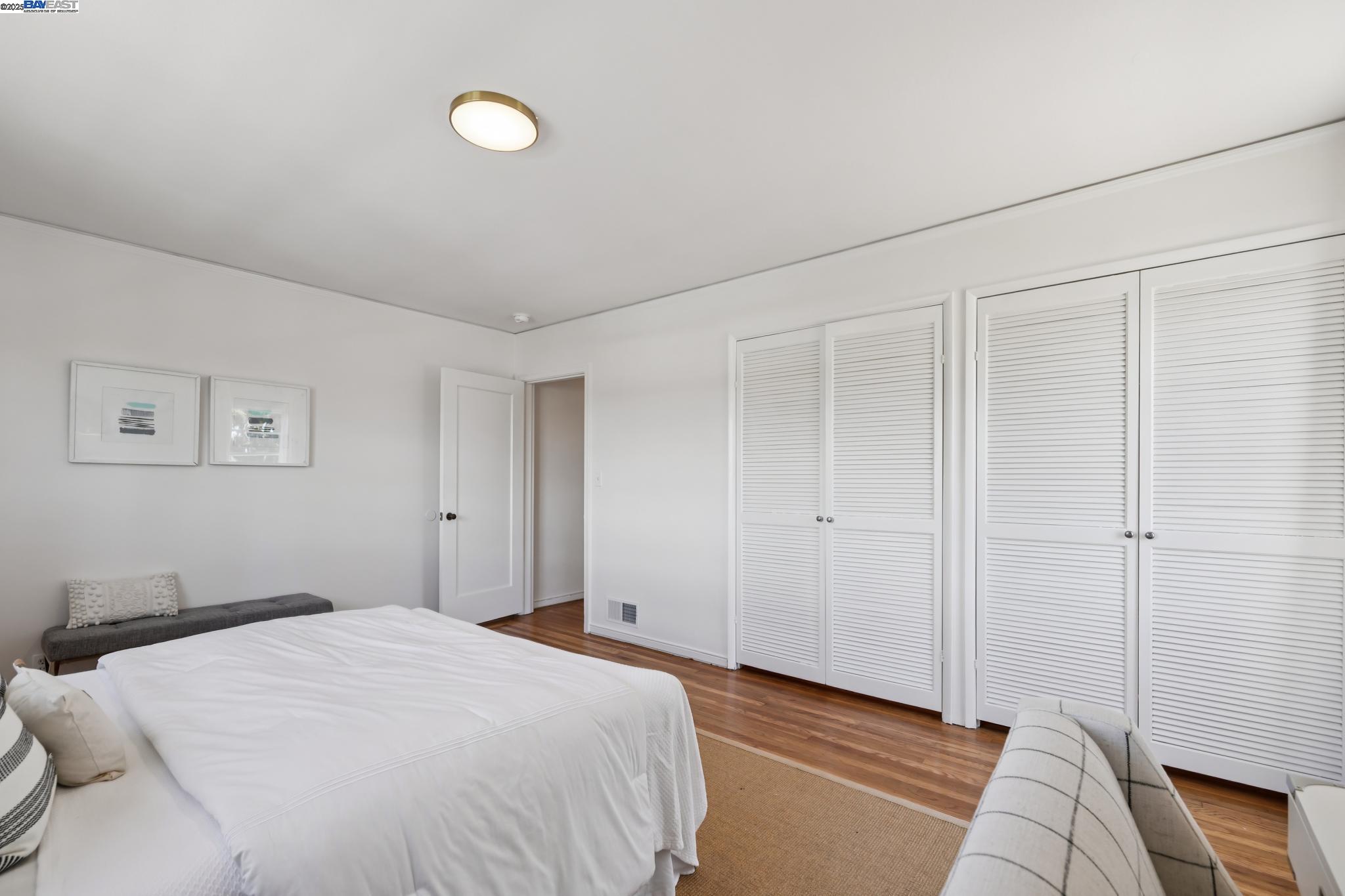 Detail Gallery Image 31 of 60 For 200 Santa Clara Ave, Alameda,  CA 94501 - 3 Beds | 1/1 Baths