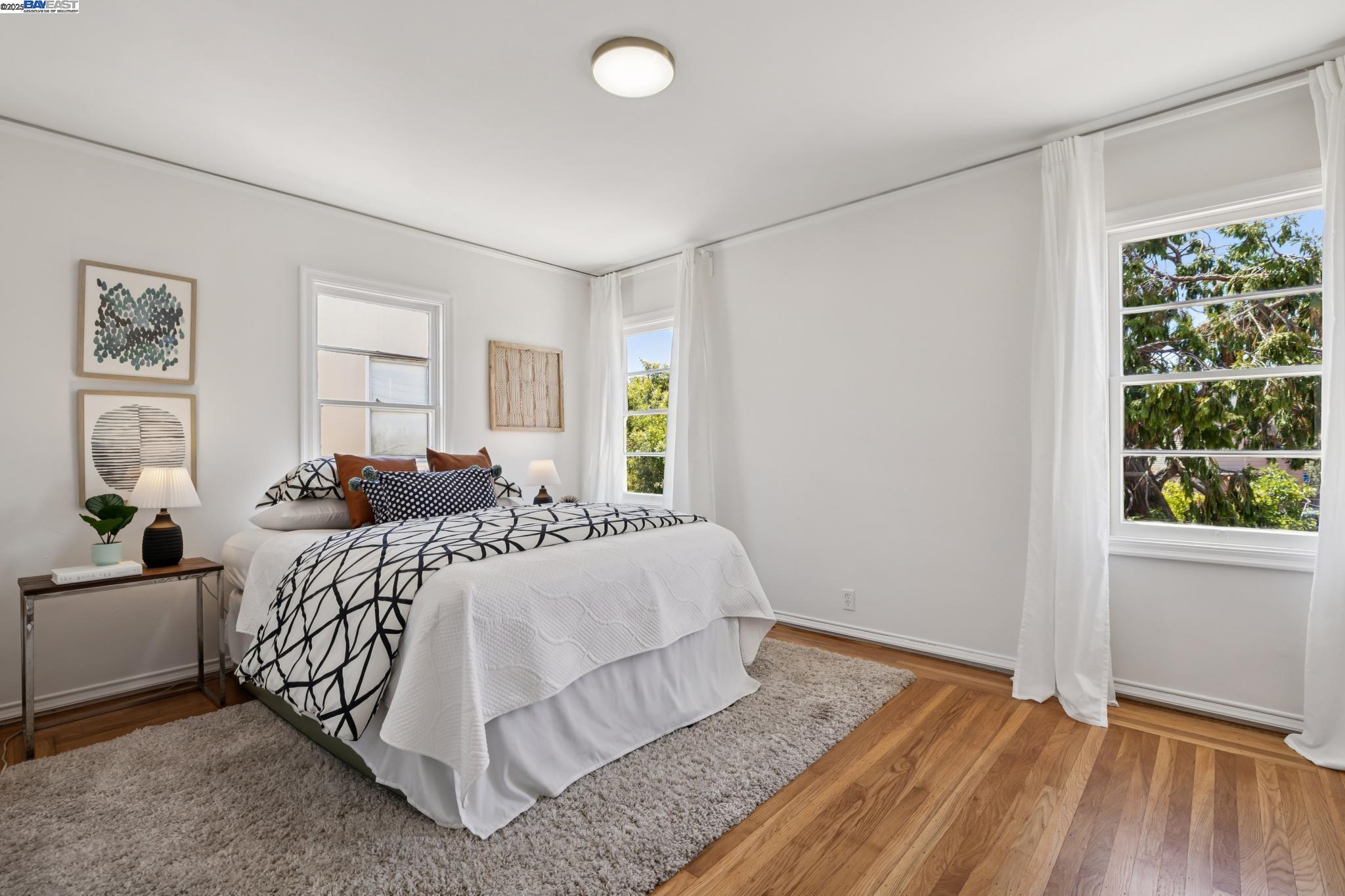 Detail Gallery Image 32 of 60 For 200 Santa Clara Ave, Alameda,  CA 94501 - 3 Beds | 1/1 Baths