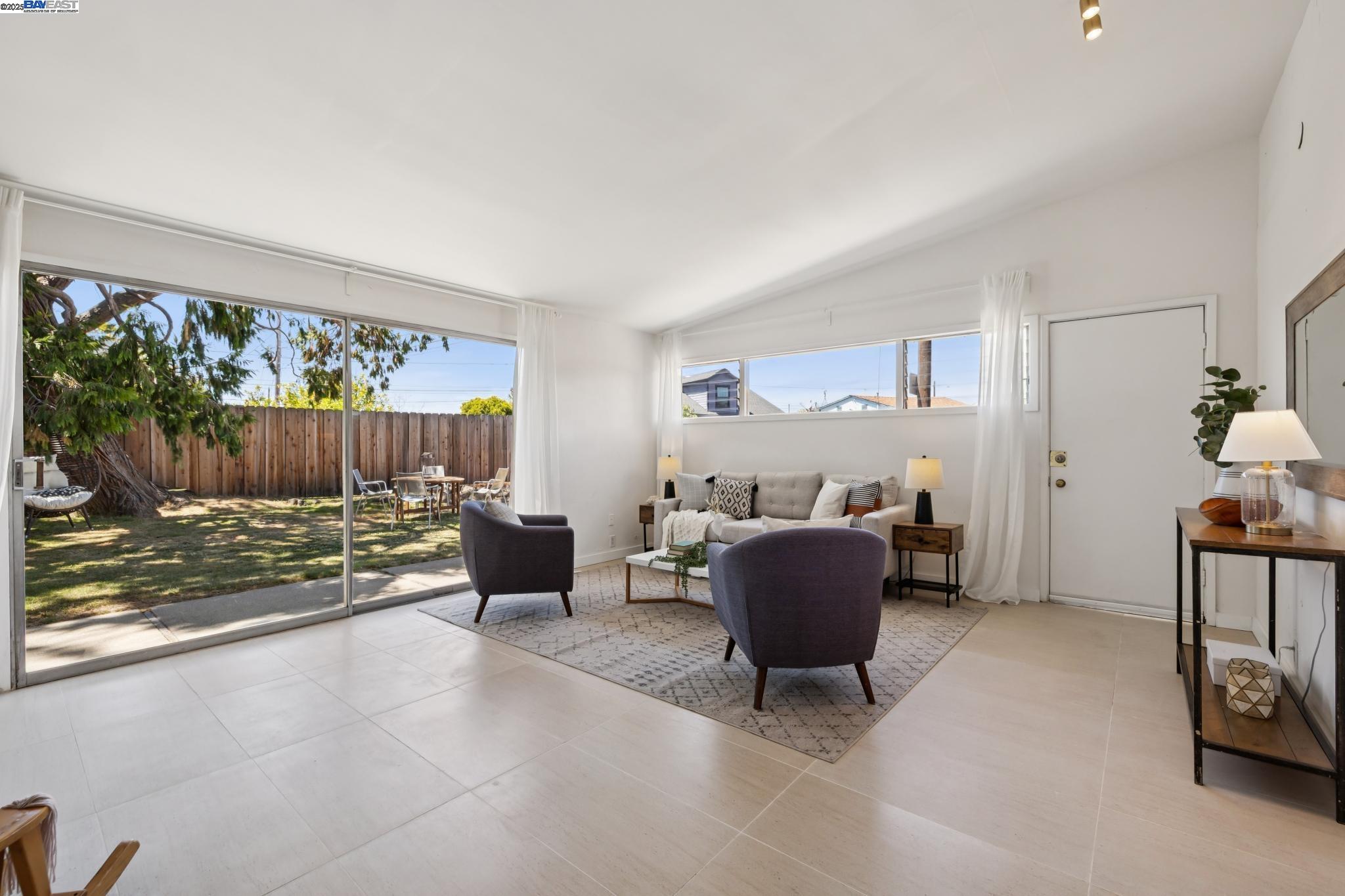 Detail Gallery Image 38 of 60 For 200 Santa Clara Ave, Alameda,  CA 94501 - 3 Beds | 1/1 Baths