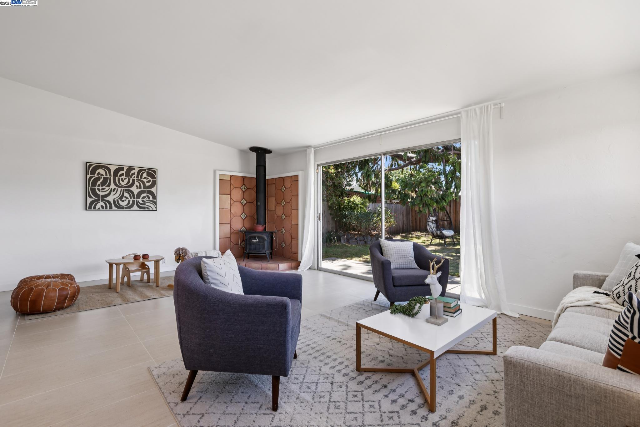 Detail Gallery Image 43 of 60 For 200 Santa Clara Ave, Alameda,  CA 94501 - 3 Beds | 1/1 Baths