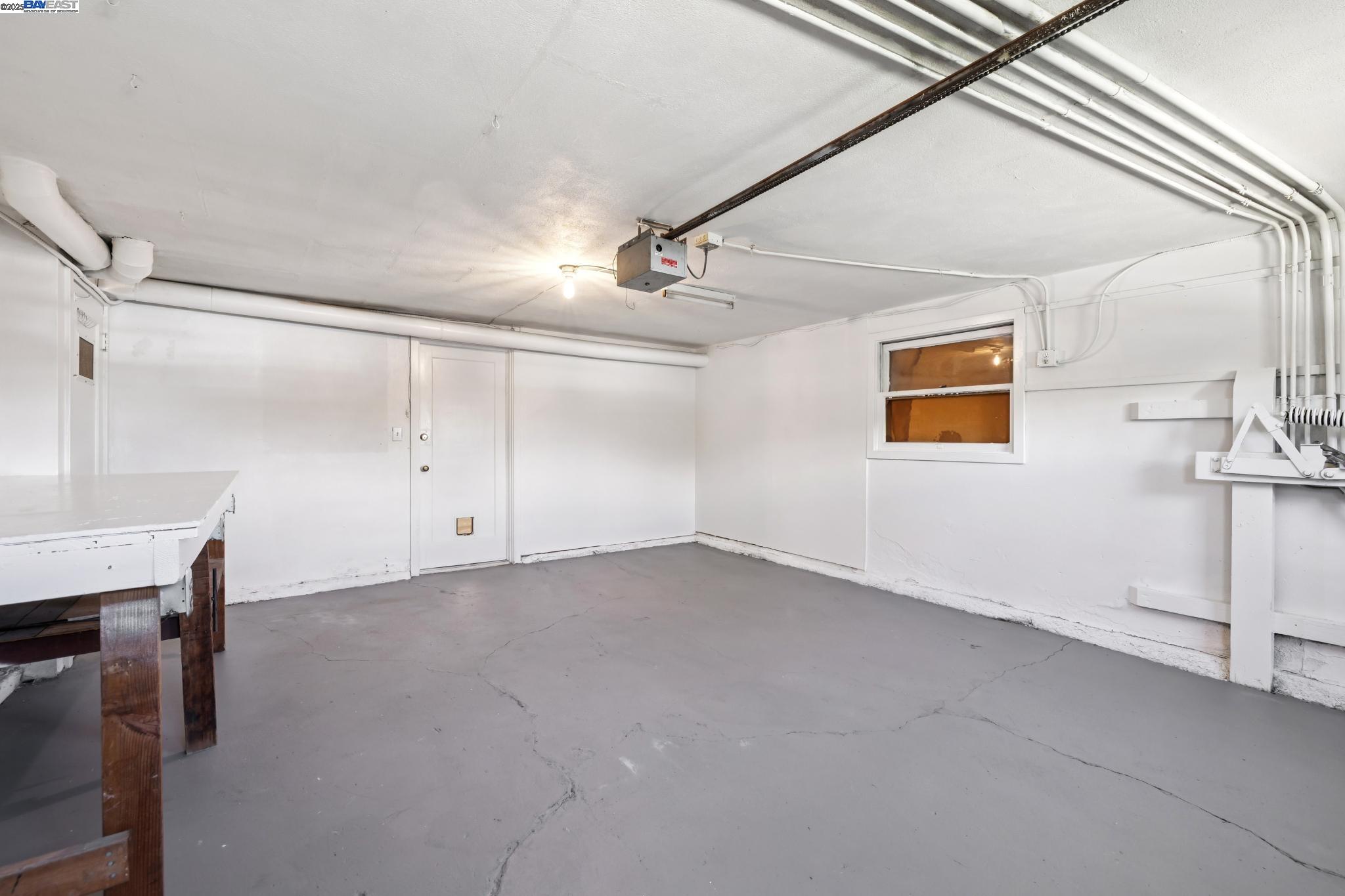 Detail Gallery Image 58 of 60 For 200 Santa Clara Ave, Alameda,  CA 94501 - 3 Beds | 1/1 Baths
