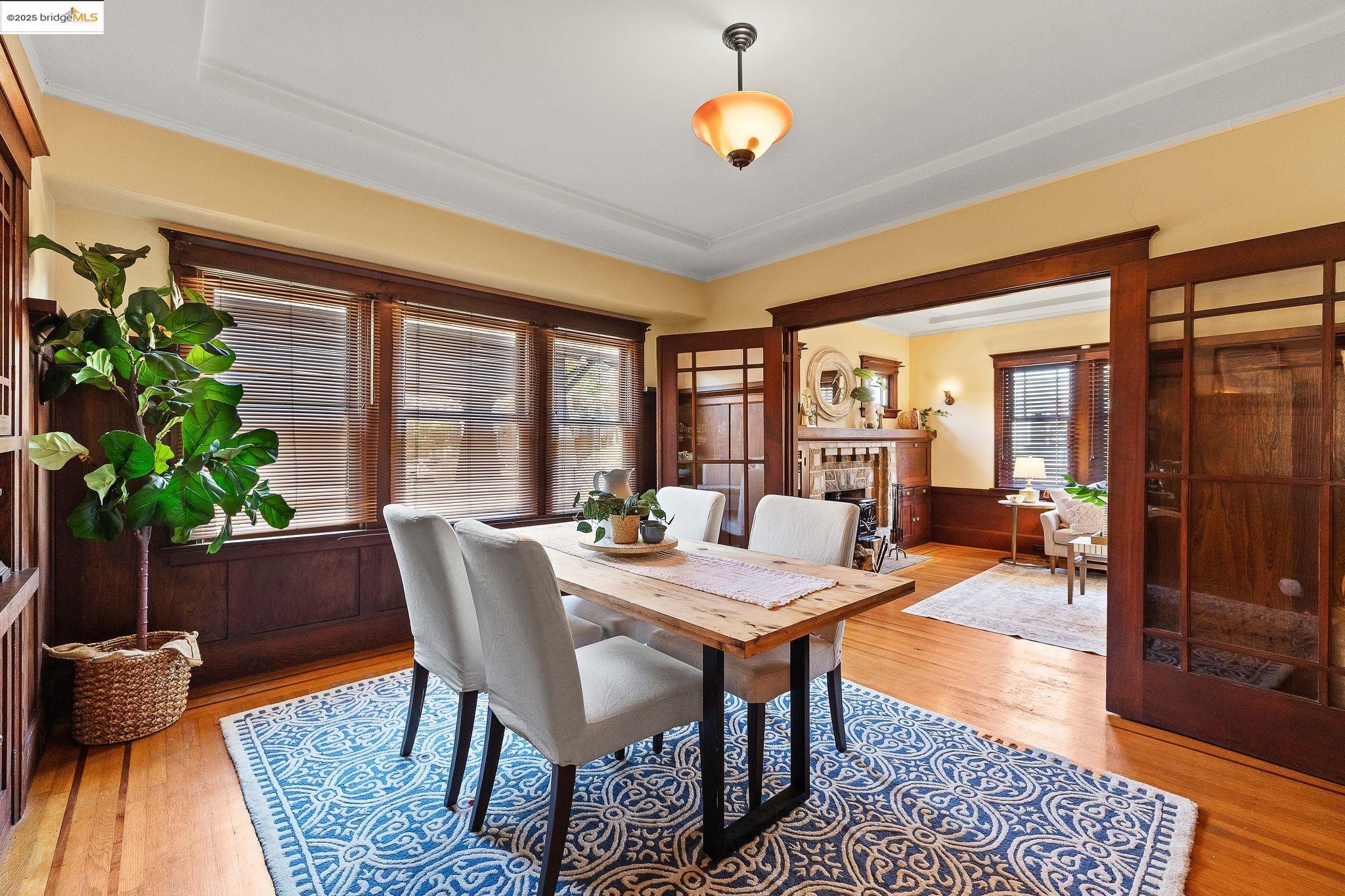 Detail Gallery Image 12 of 60 For 393 43rd St, Oakland,  CA 94609 - 2 Beds | 1 Baths