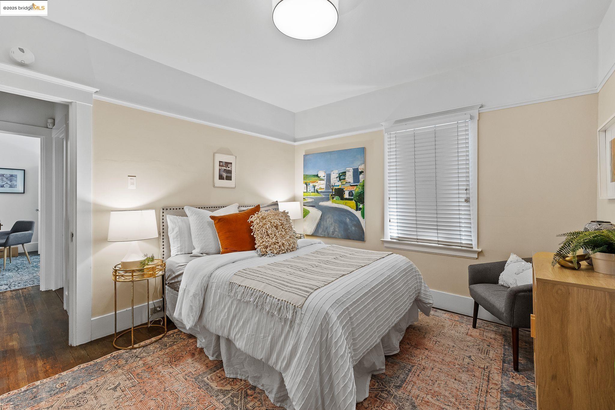 Detail Gallery Image 27 of 60 For 393 43rd St, Oakland,  CA 94609 - 2 Beds | 1 Baths