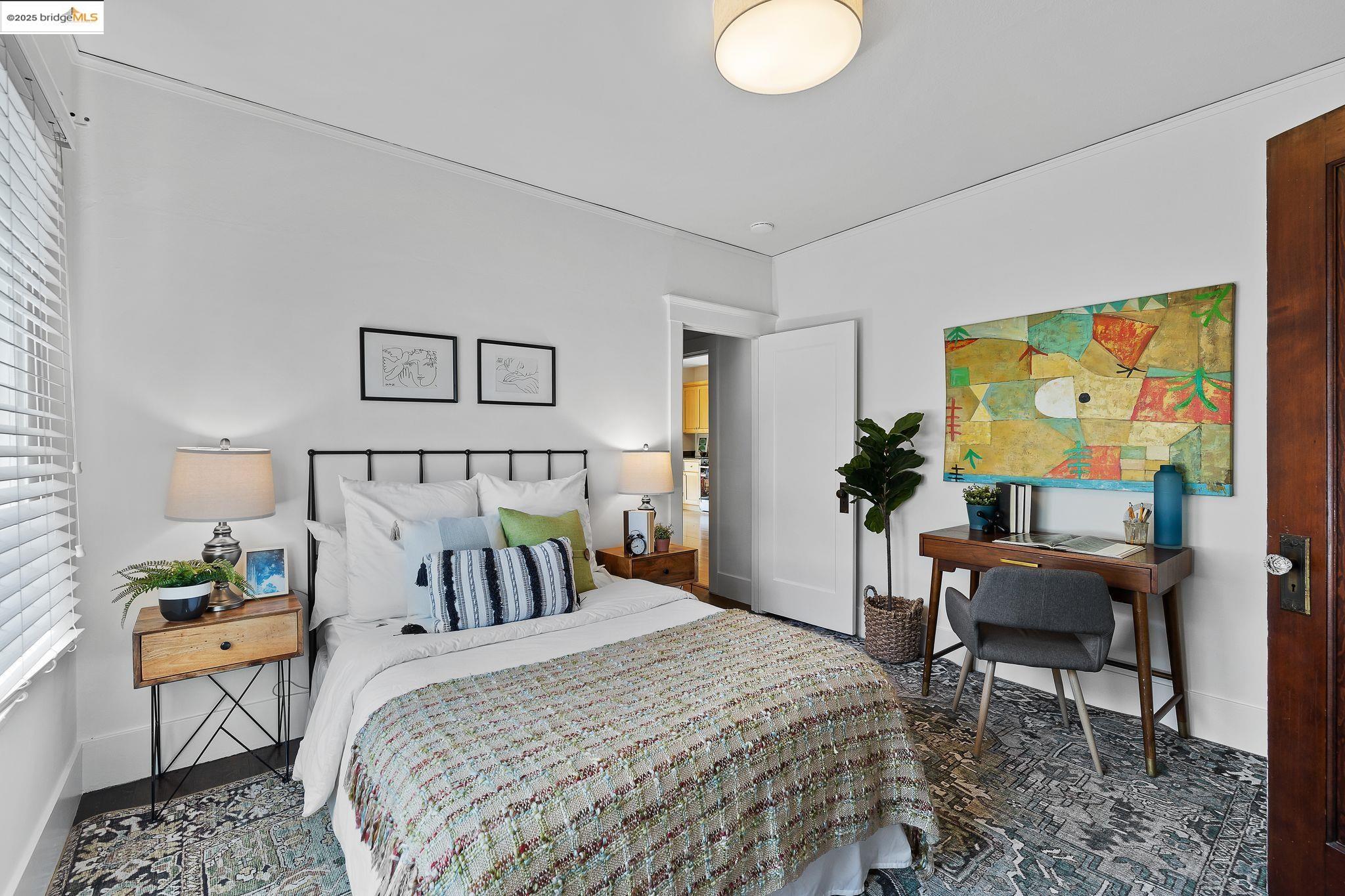 Detail Gallery Image 37 of 60 For 393 43rd St, Oakland,  CA 94609 - 2 Beds | 1 Baths