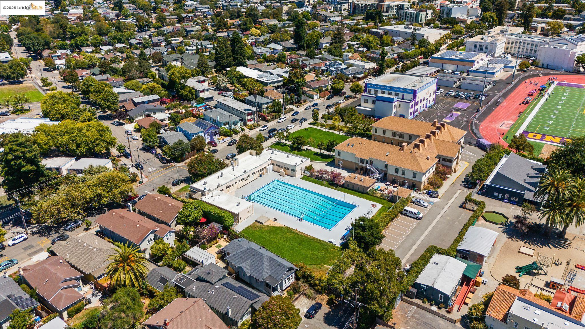 Detail Gallery Image 60 of 60 For 393 43rd St, Oakland,  CA 94609 - 2 Beds | 1 Baths