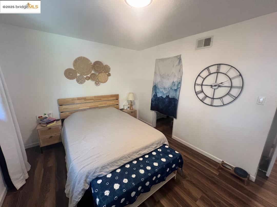 Detail Gallery Image 8 of 12 For 35 Baylor Ln, Pleasant Hill,  CA 94523 - 3 Beds | 2 Baths