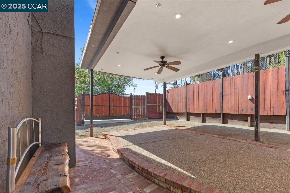 Detail Gallery Image 30 of 51 For 301 Grangnelli Ave, Antioch,  CA 94509 - 3 Beds | 3 Baths