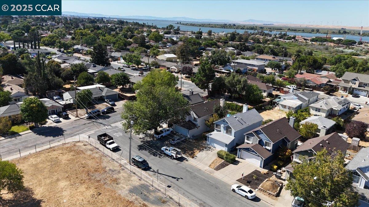 Detail Gallery Image 35 of 51 For 301 Grangnelli Ave, Antioch,  CA 94509 - 3 Beds | 3 Baths