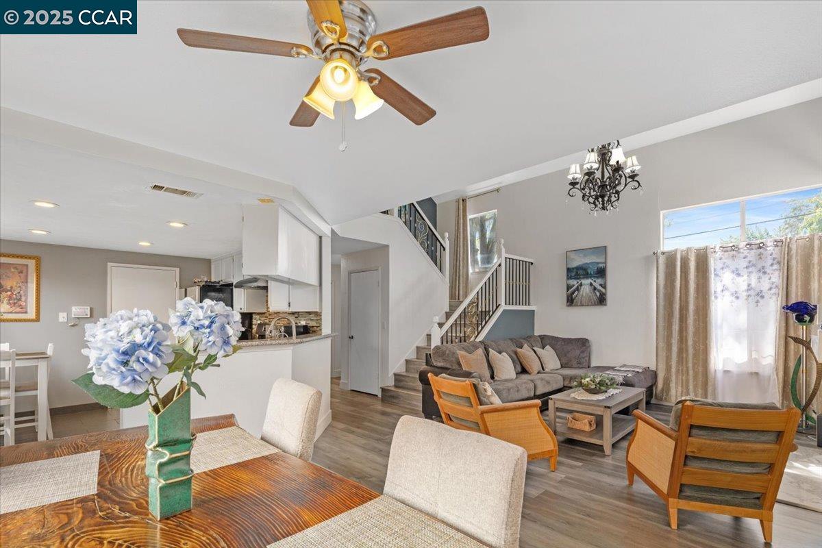 Detail Gallery Image 10 of 51 For 301 Grangnelli Ave, Antioch,  CA 94509 - 3 Beds | 3 Baths