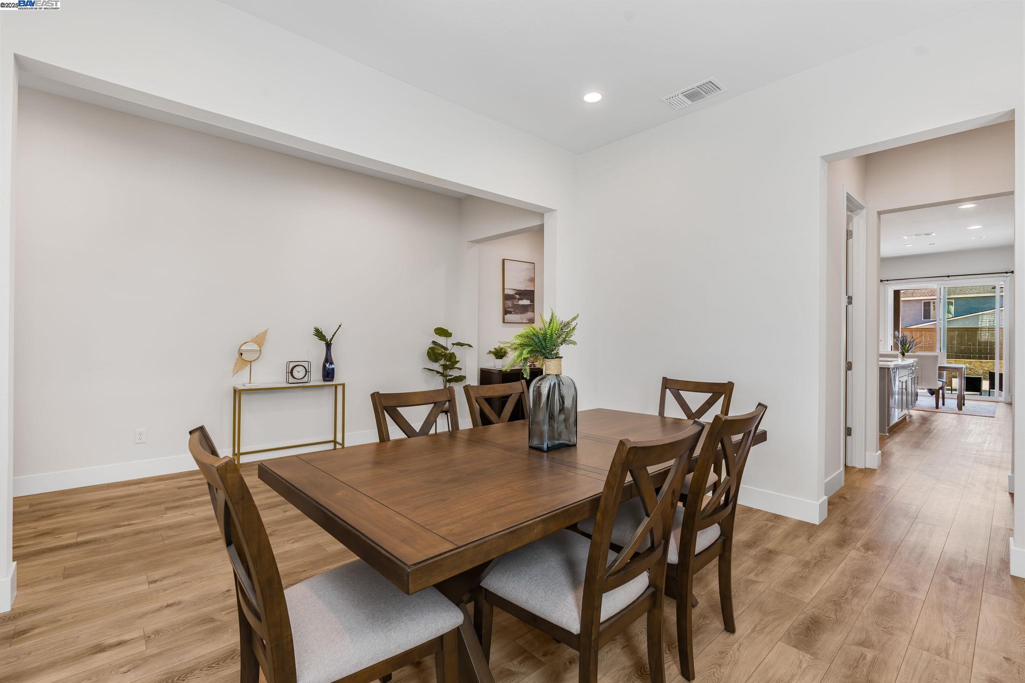 Detail Gallery Image 14 of 60 For 3229 Jake St, Tracy,  CA 95377 - 4 Beds | 3/1 Baths