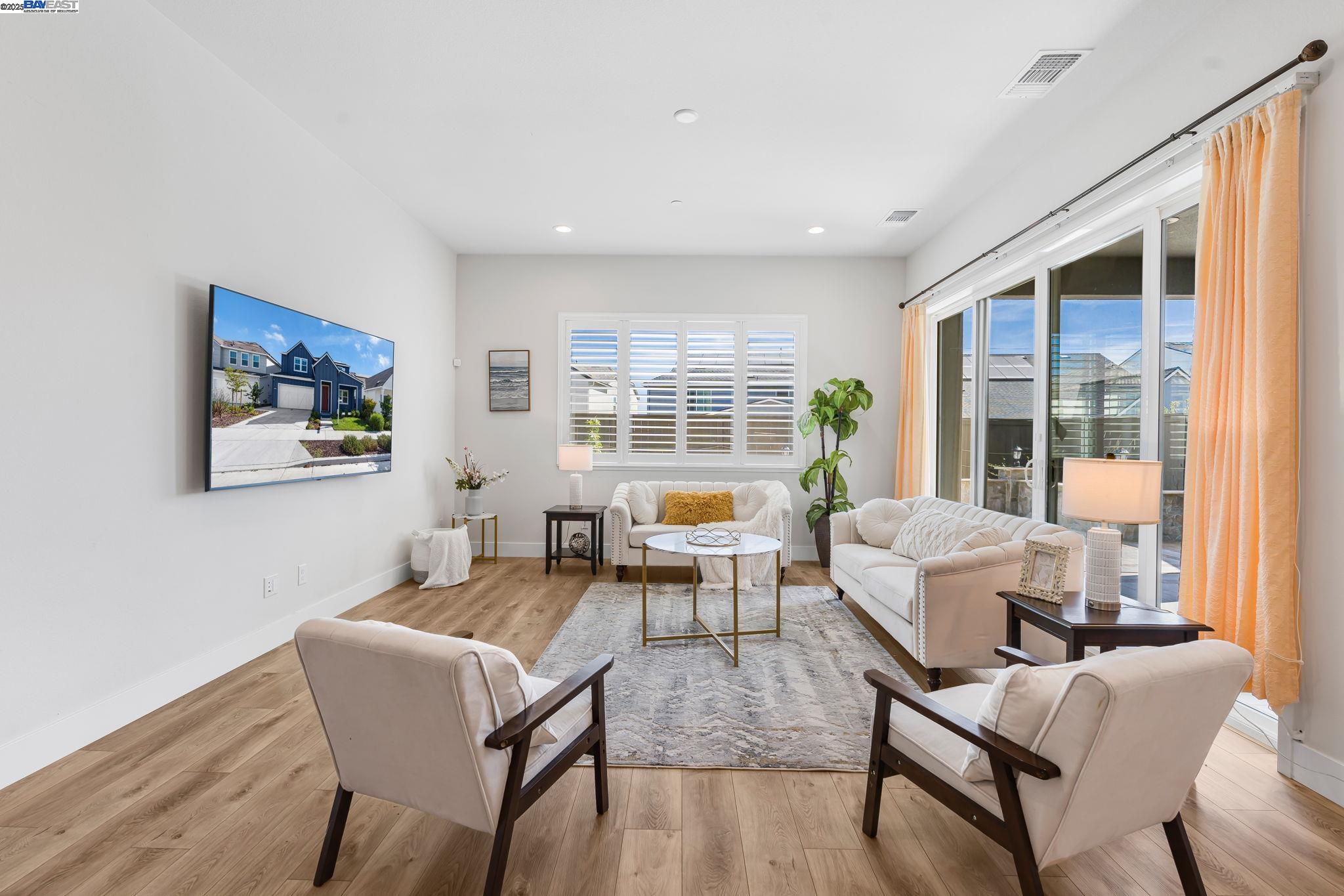 Detail Gallery Image 18 of 60 For 3229 Jake St, Tracy,  CA 95377 - 4 Beds | 3/1 Baths