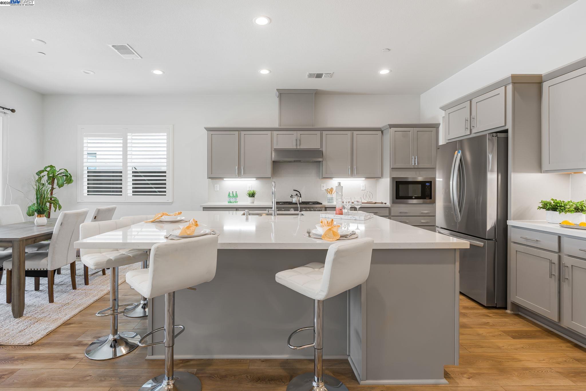 Detail Gallery Image 9 of 60 For 3229 Jake St, Tracy,  CA 95377 - 4 Beds | 3/1 Baths