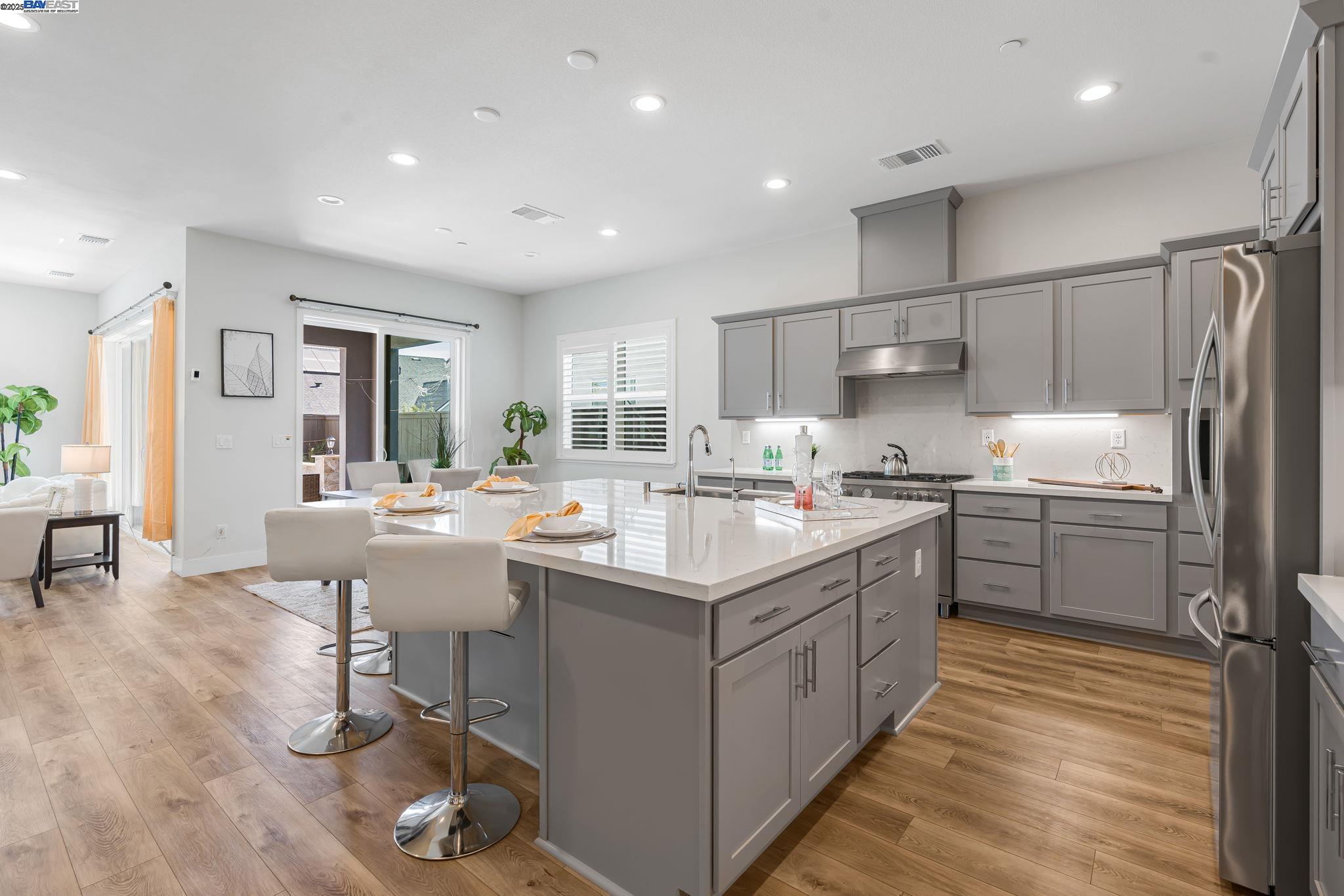 Detail Gallery Image 10 of 60 For 3229 Jake St, Tracy,  CA 95377 - 4 Beds | 3/1 Baths