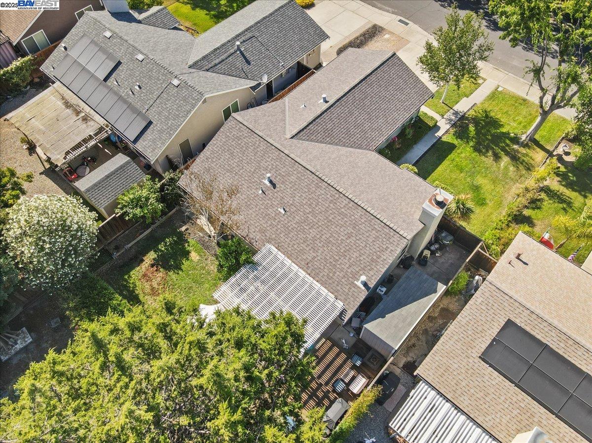 Detail Gallery Image 33 of 41 For 3869 Silver Oaks Way, Livermore,  CA 94550 - 3 Beds | 2 Baths