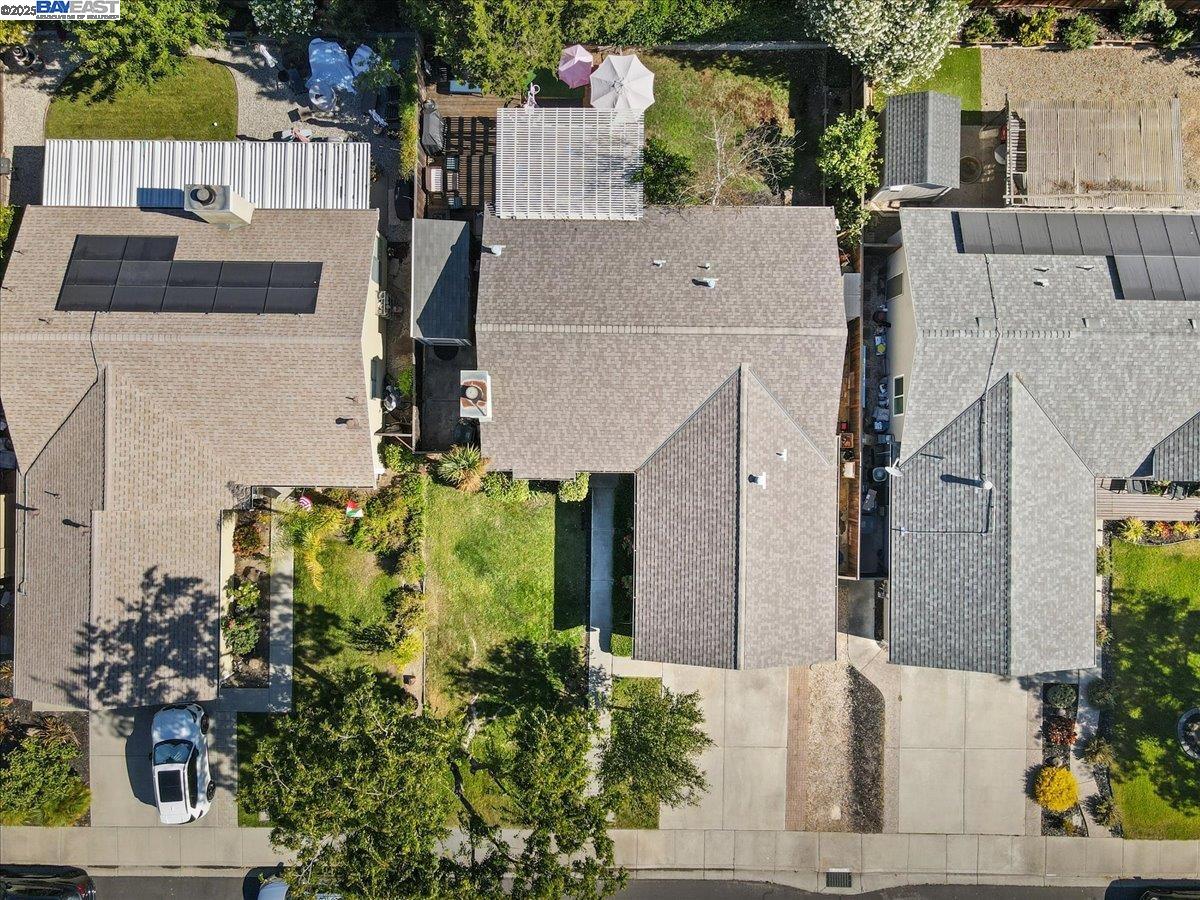 Detail Gallery Image 36 of 41 For 3869 Silver Oaks Way, Livermore,  CA 94550 - 3 Beds | 2 Baths