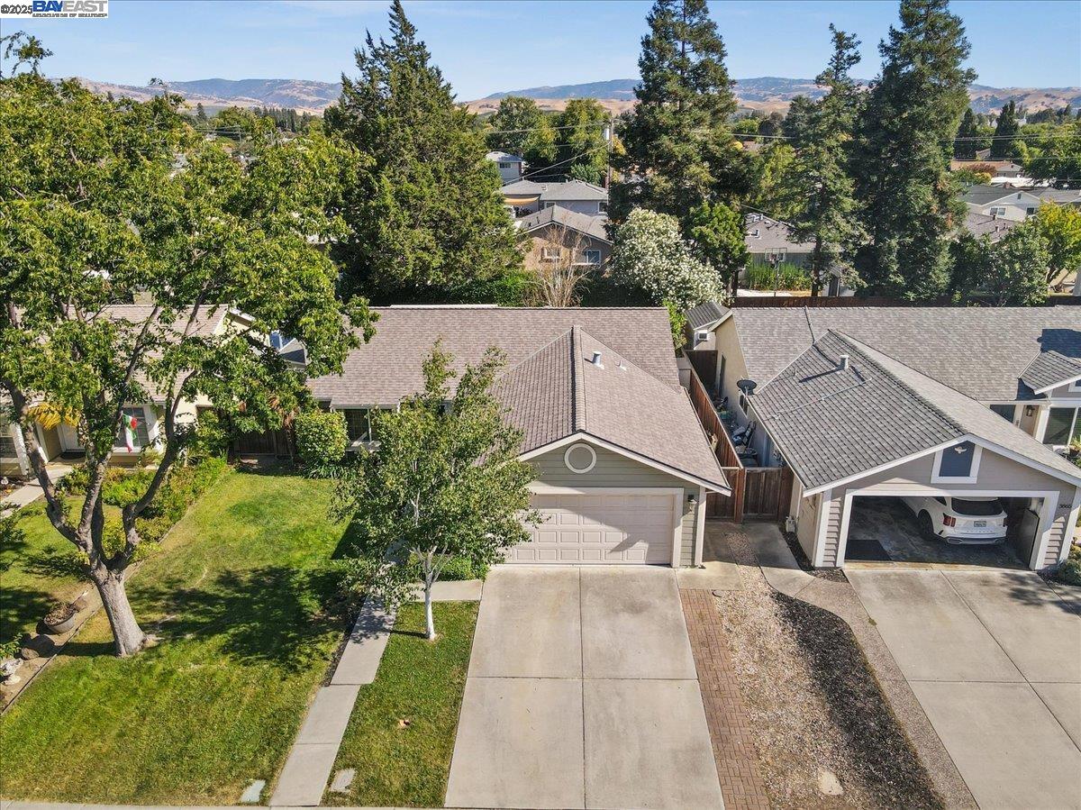Detail Gallery Image 38 of 41 For 3869 Silver Oaks Way, Livermore,  CA 94550 - 3 Beds | 2 Baths