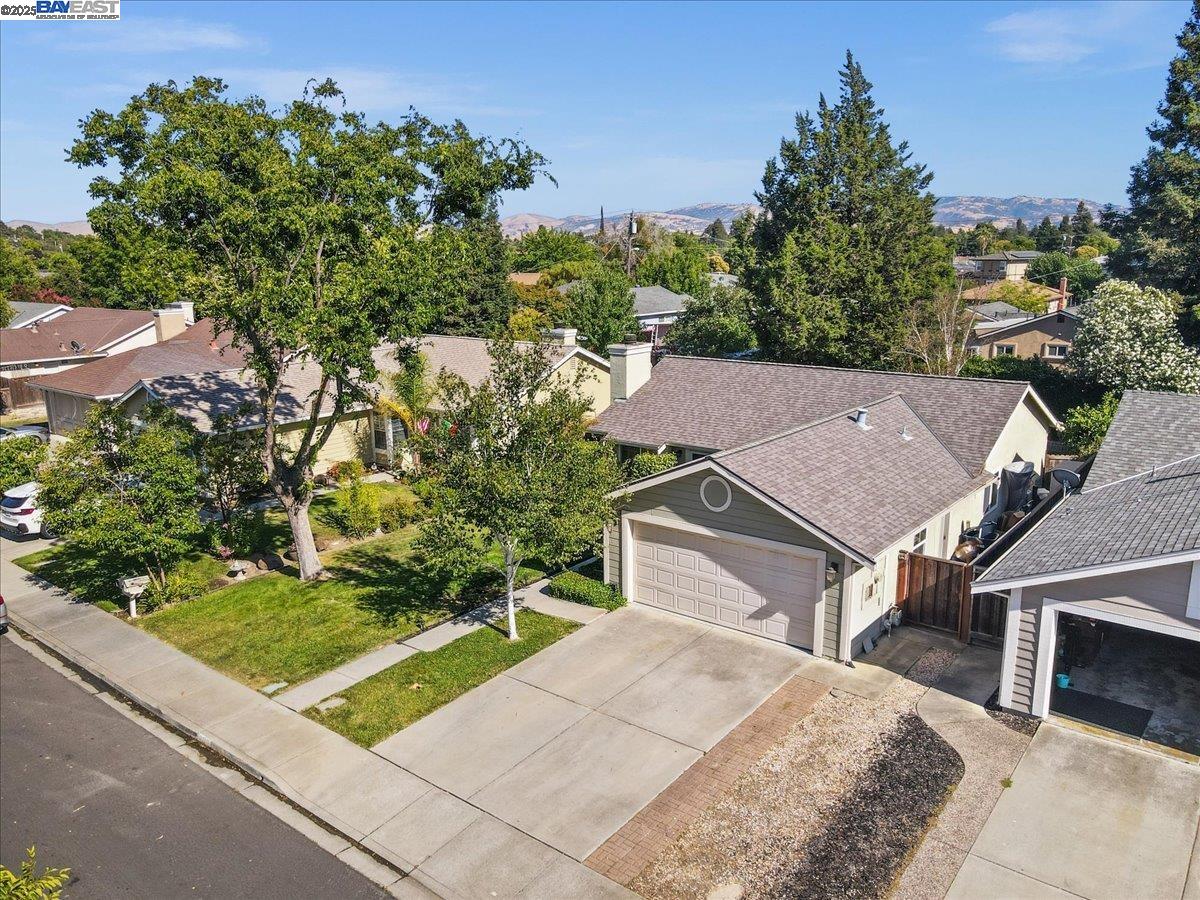 Detail Gallery Image 39 of 41 For 3869 Silver Oaks Way, Livermore,  CA 94550 - 3 Beds | 2 Baths