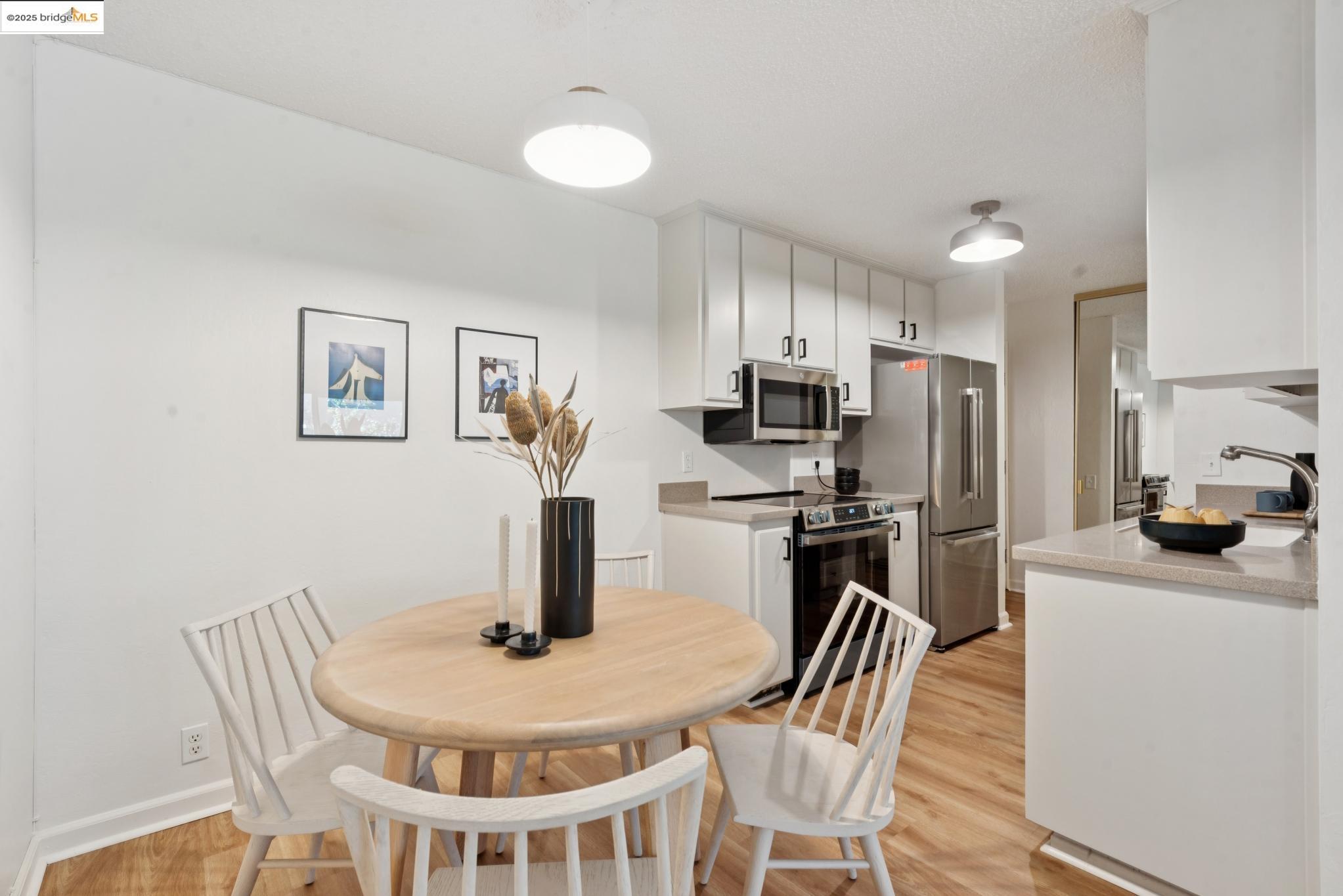 Photo #12: 41107637 Listing: Photo #12