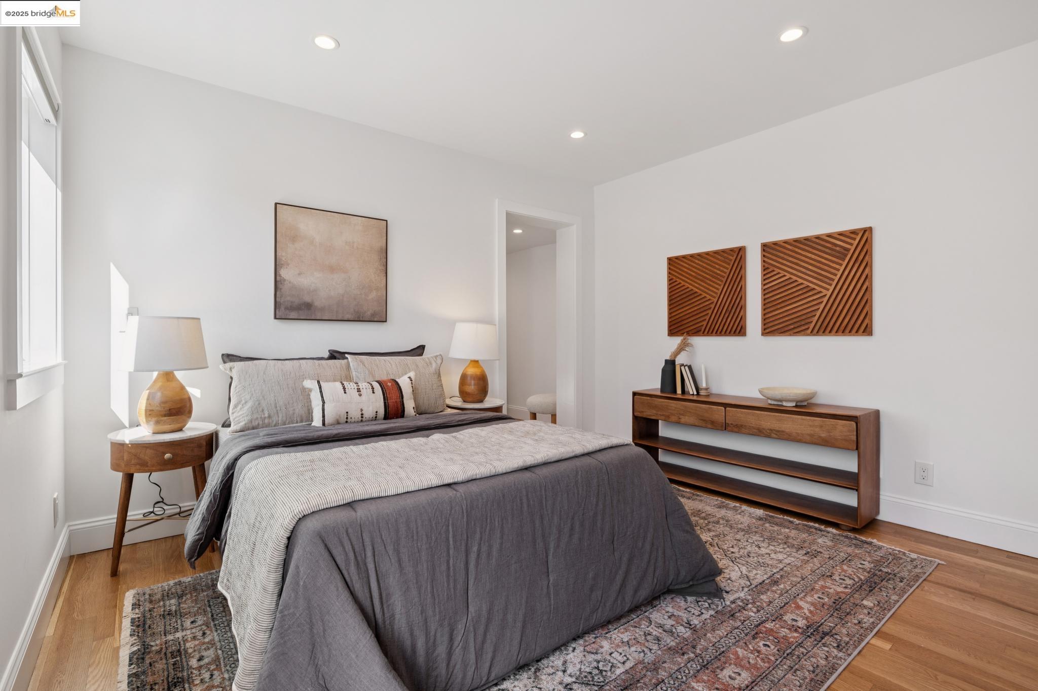 Detail Gallery Image 40 of 60 For 753 Kingston Ave, Oakland,  CA 94611 - 3 Beds | 3/1 Baths