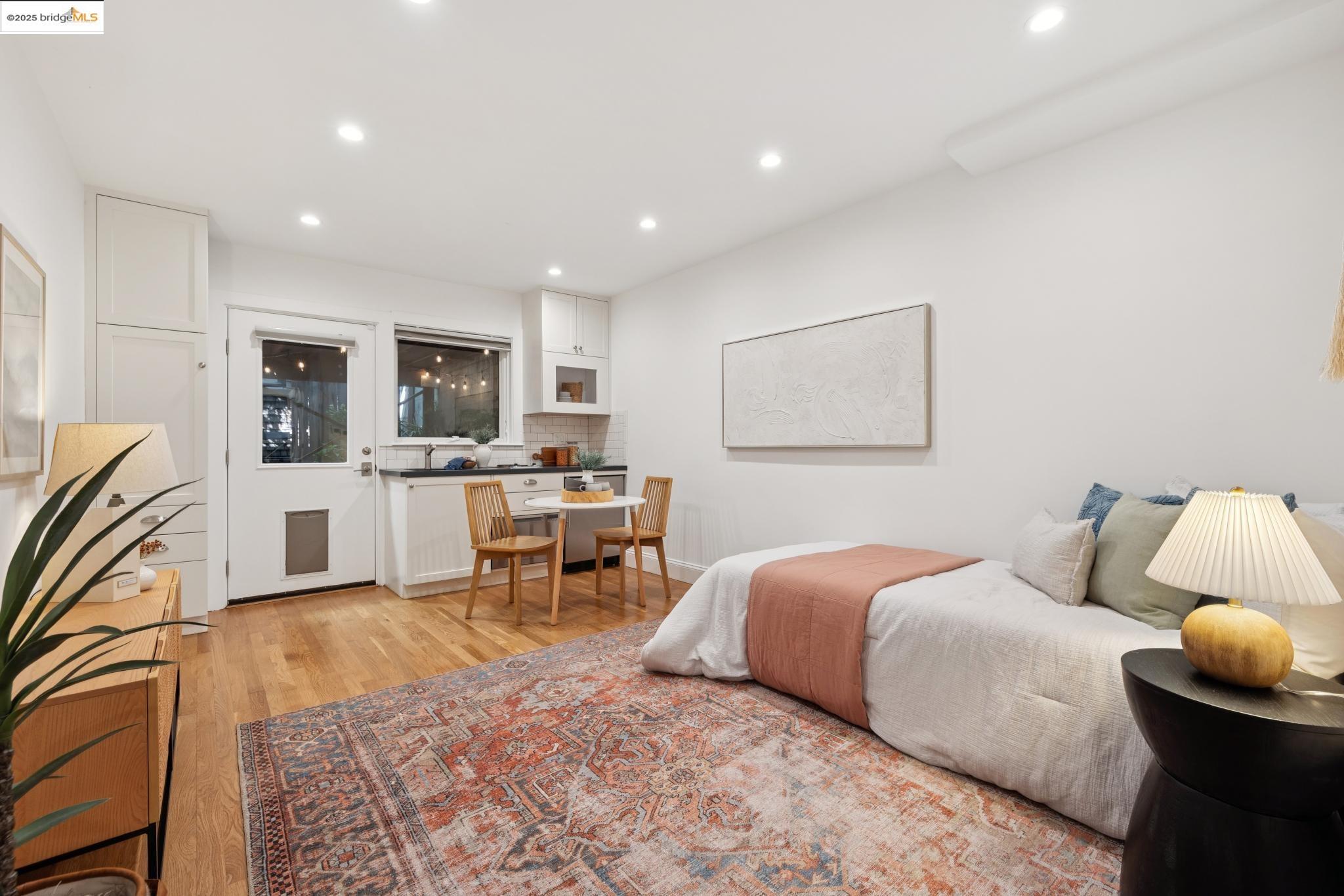 Detail Gallery Image 48 of 60 For 753 Kingston Ave, Oakland,  CA 94611 - 3 Beds | 3/1 Baths
