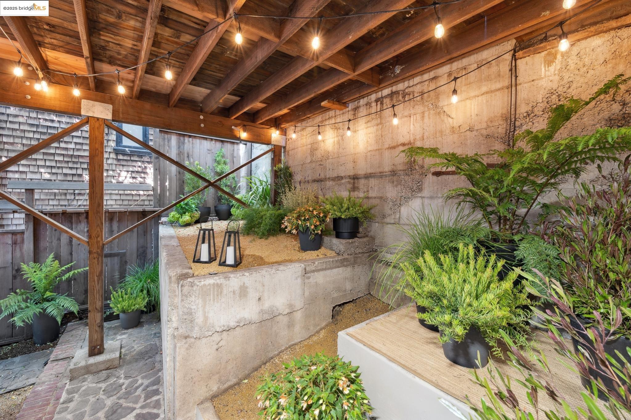 Detail Gallery Image 56 of 60 For 753 Kingston Ave, Oakland,  CA 94611 - 3 Beds | 3/1 Baths