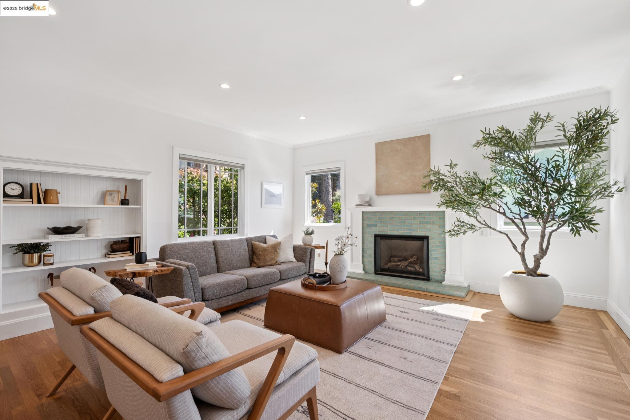 Detail Gallery Image 8 of 60 For 753 Kingston Ave, Oakland,  CA 94611 - 3 Beds | 3/1 Baths