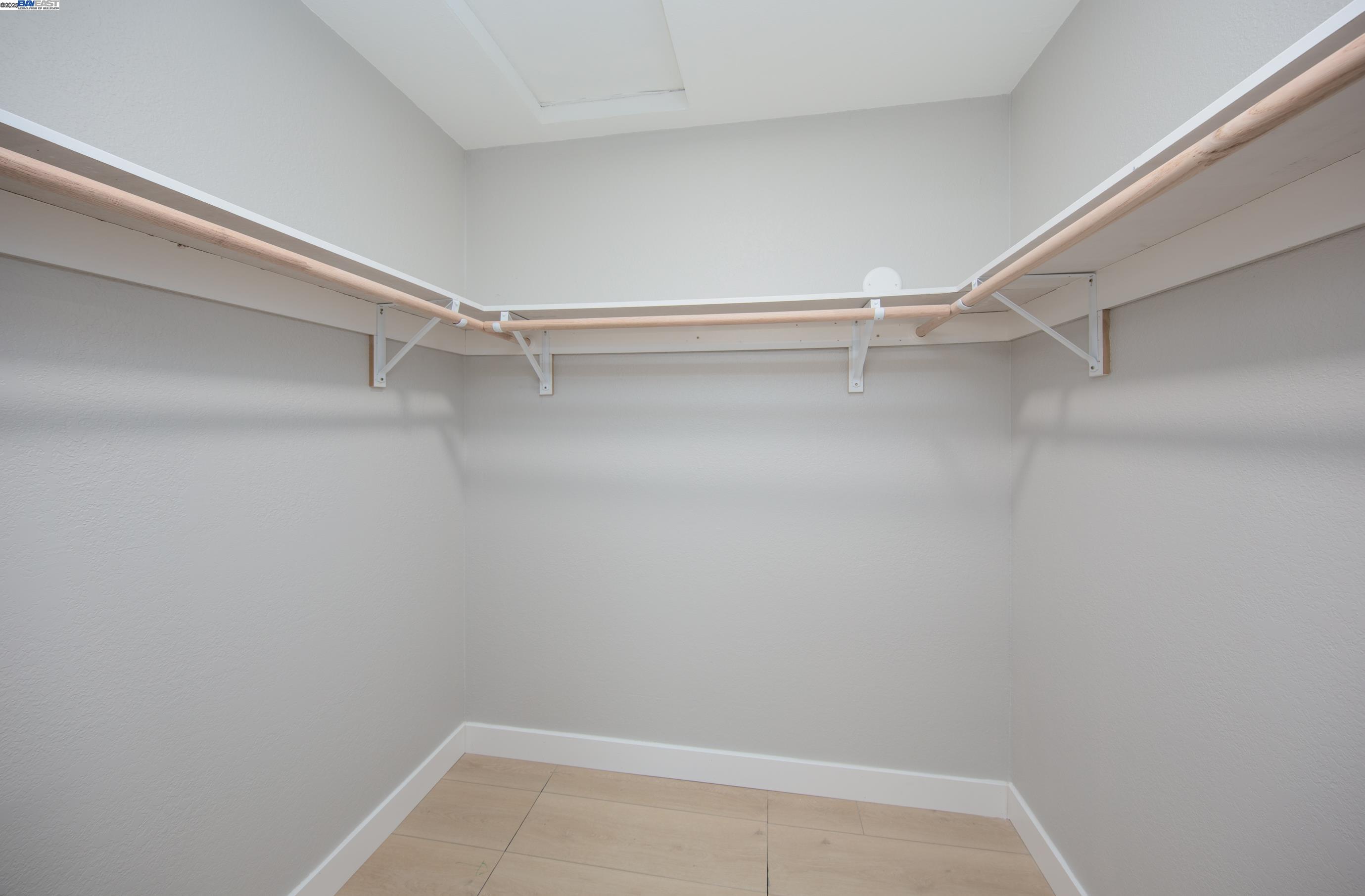 Detail Gallery Image 15 of 21 For 1392 Springview Ct., Concord,  CA 94521 - 3 Beds | 2 Baths