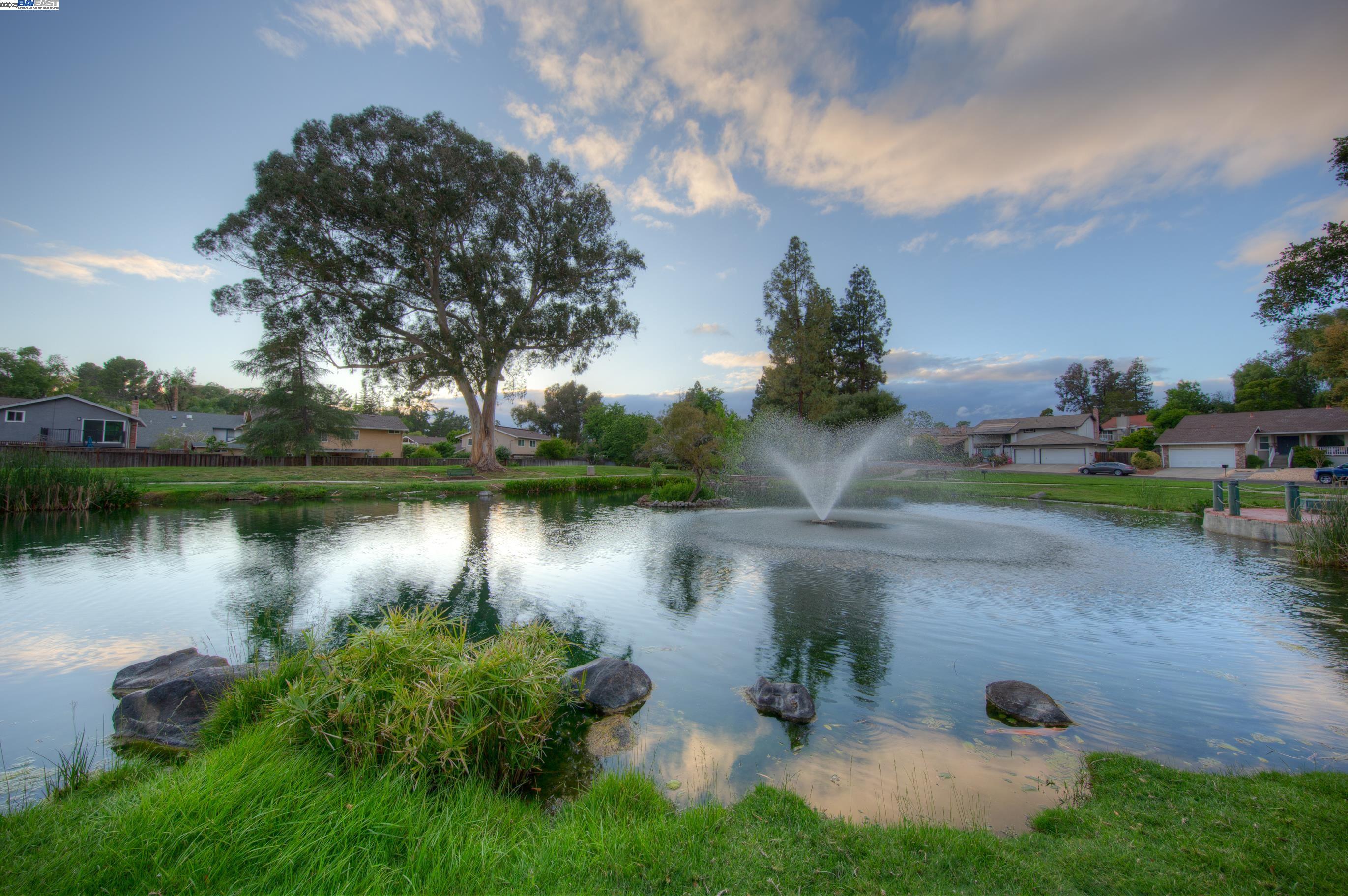 Detail Gallery Image 18 of 21 For 1392 Springview Ct., Concord,  CA 94521 - 3 Beds | 2 Baths