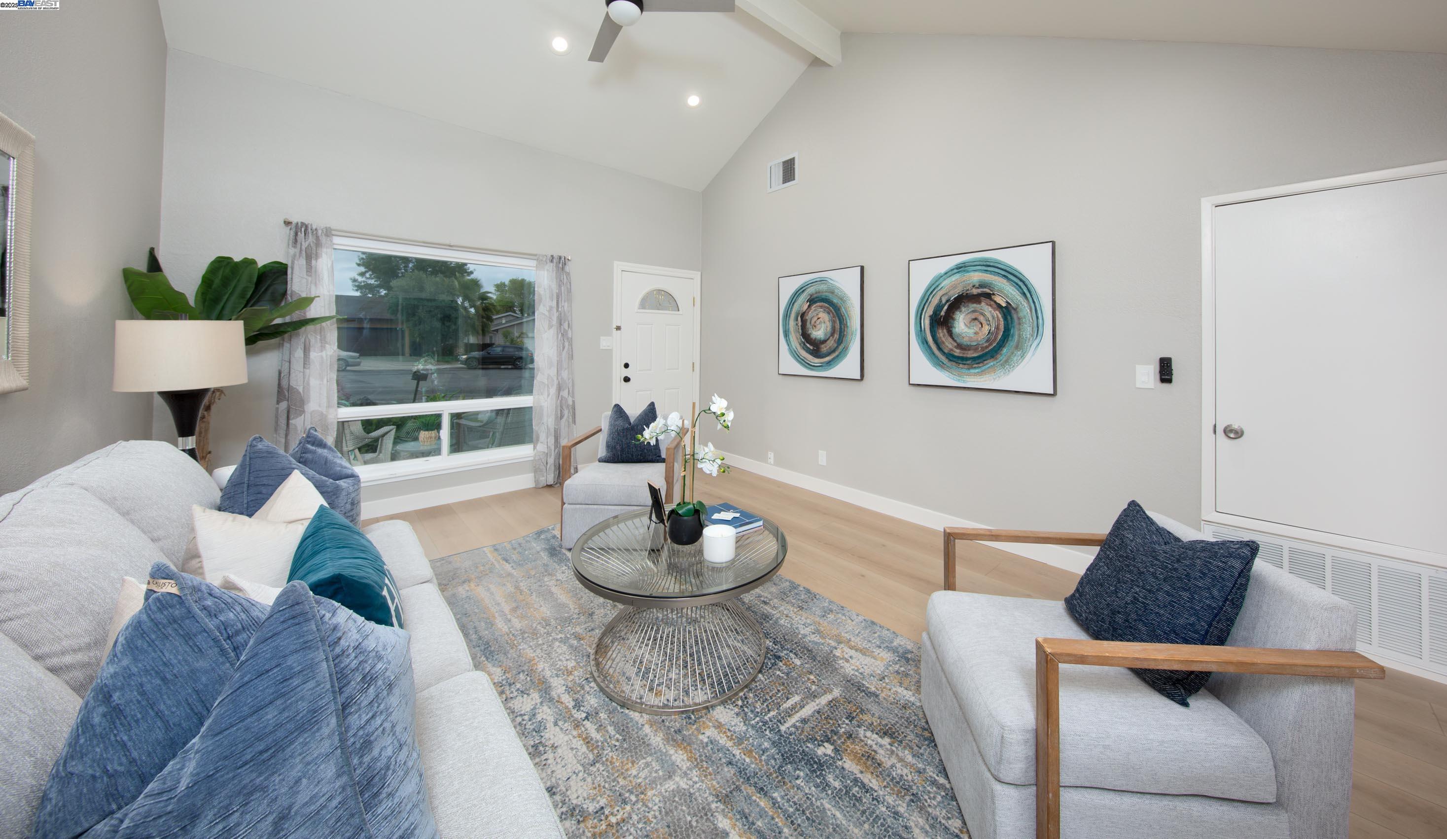 Detail Gallery Image 3 of 21 For 1392 Springview Ct., Concord,  CA 94521 - 3 Beds | 2 Baths