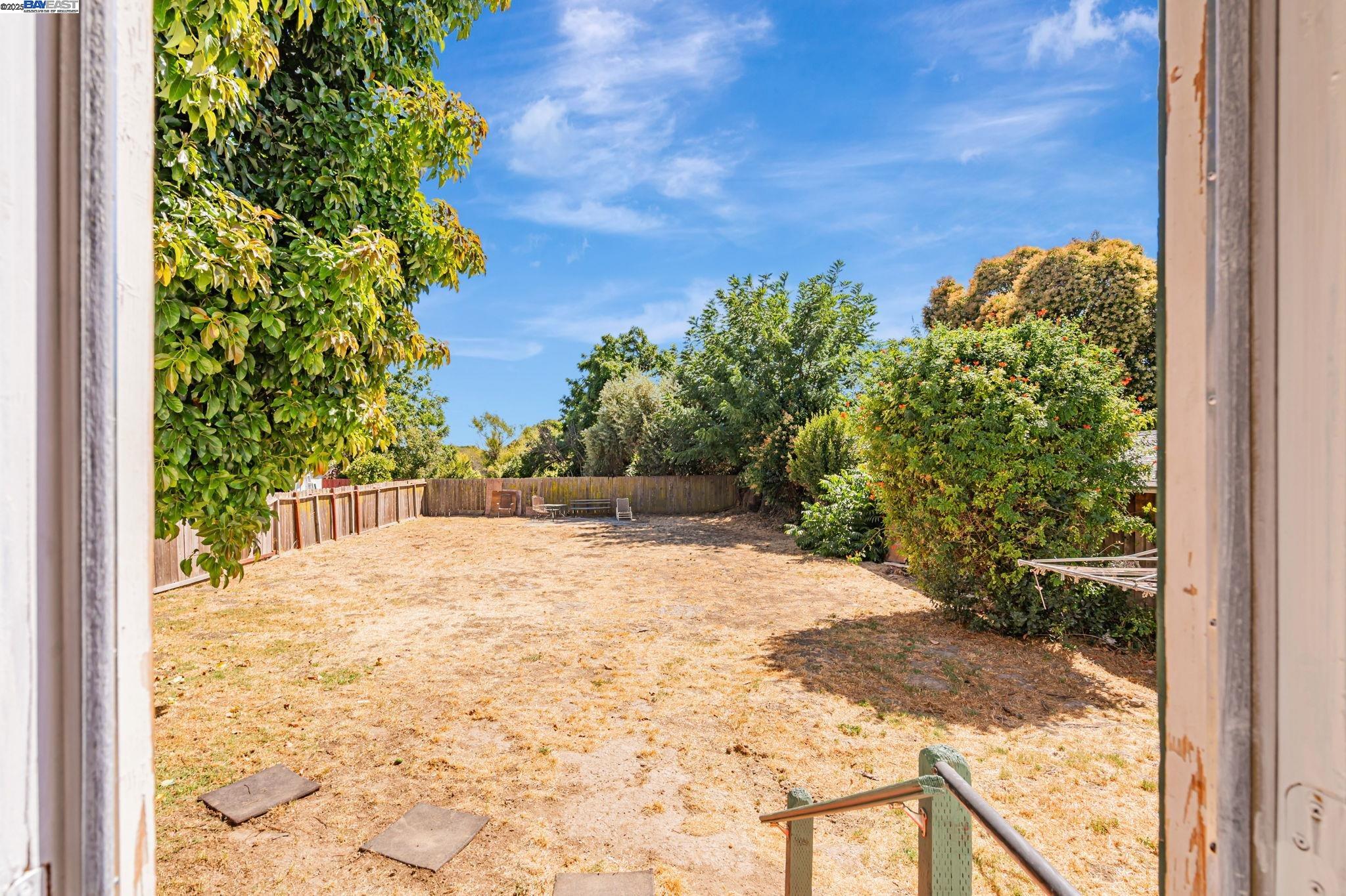 Detail Gallery Image 12 of 56 For 37373 3rd St, Fremont,  CA 94536 - 3 Beds | 1 Baths