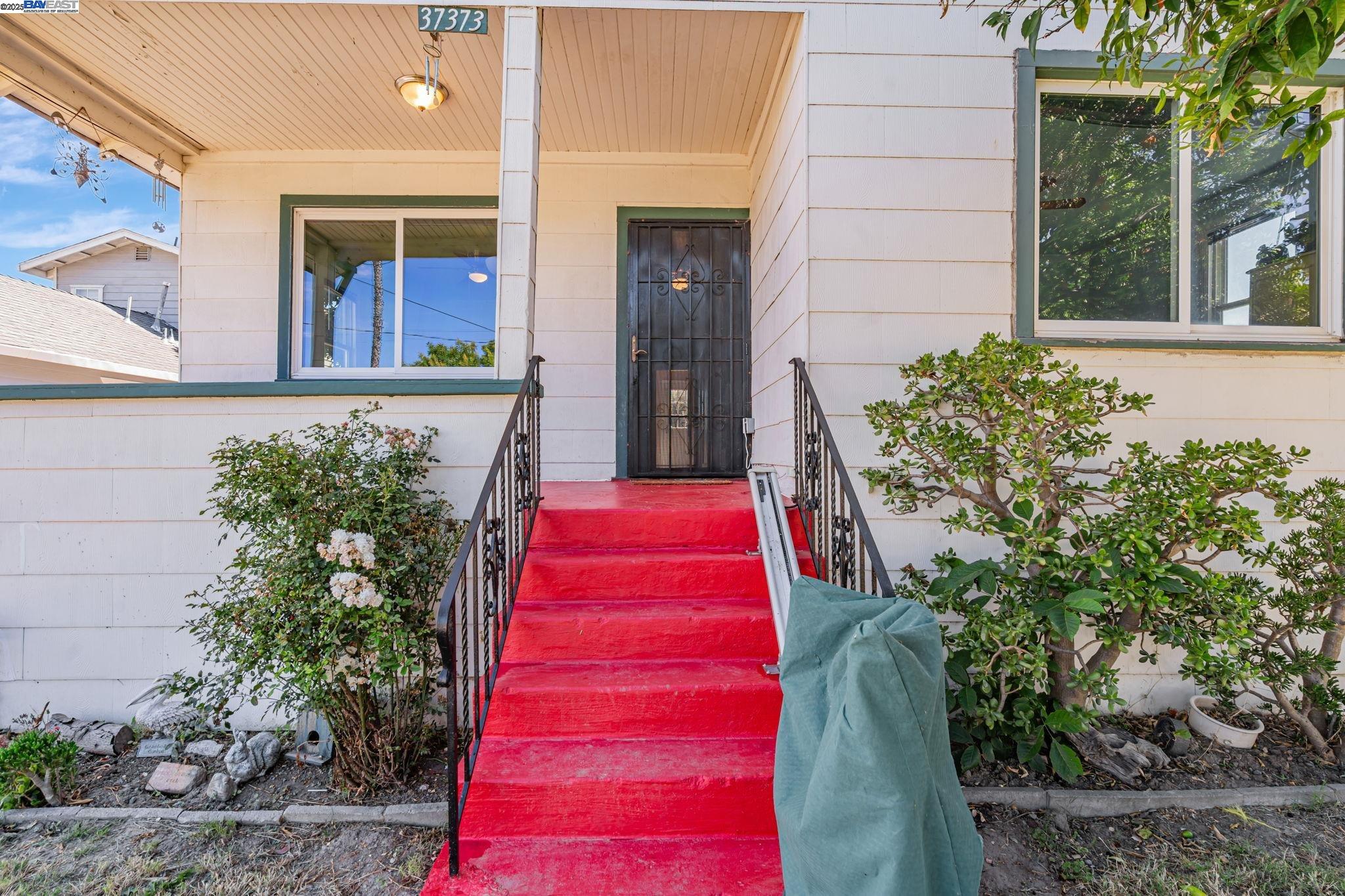Detail Gallery Image 5 of 56 For 37373 3rd St, Fremont,  CA 94536 - 3 Beds | 1 Baths