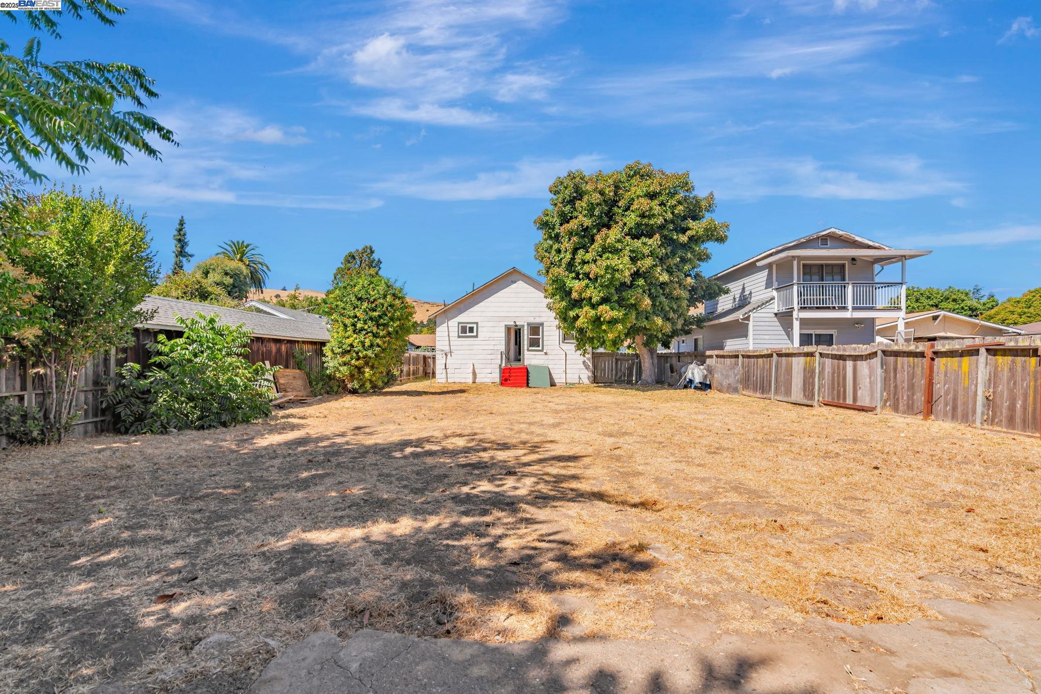 Detail Gallery Image 7 of 56 For 37373 3rd St, Fremont,  CA 94536 - 3 Beds | 1 Baths