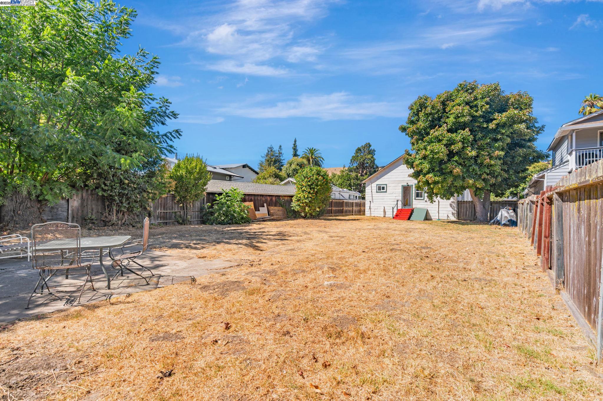 Detail Gallery Image 8 of 56 For 37373 3rd St, Fremont,  CA 94536 - 3 Beds | 1 Baths