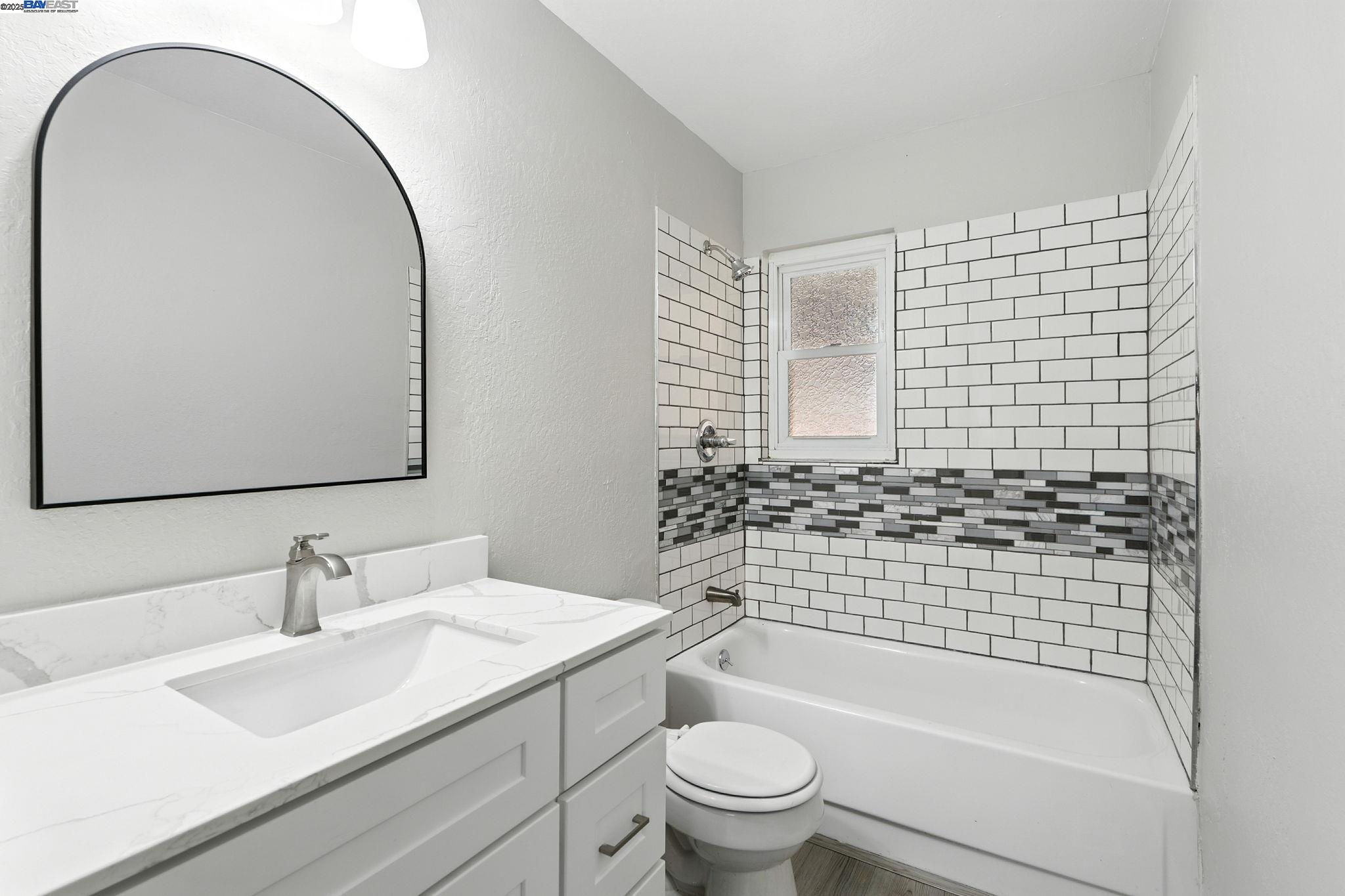 Detail Gallery Image 16 of 27 For 2924 Ventura Ct, Antioch,  CA 94509 - 4 Beds | 2 Baths