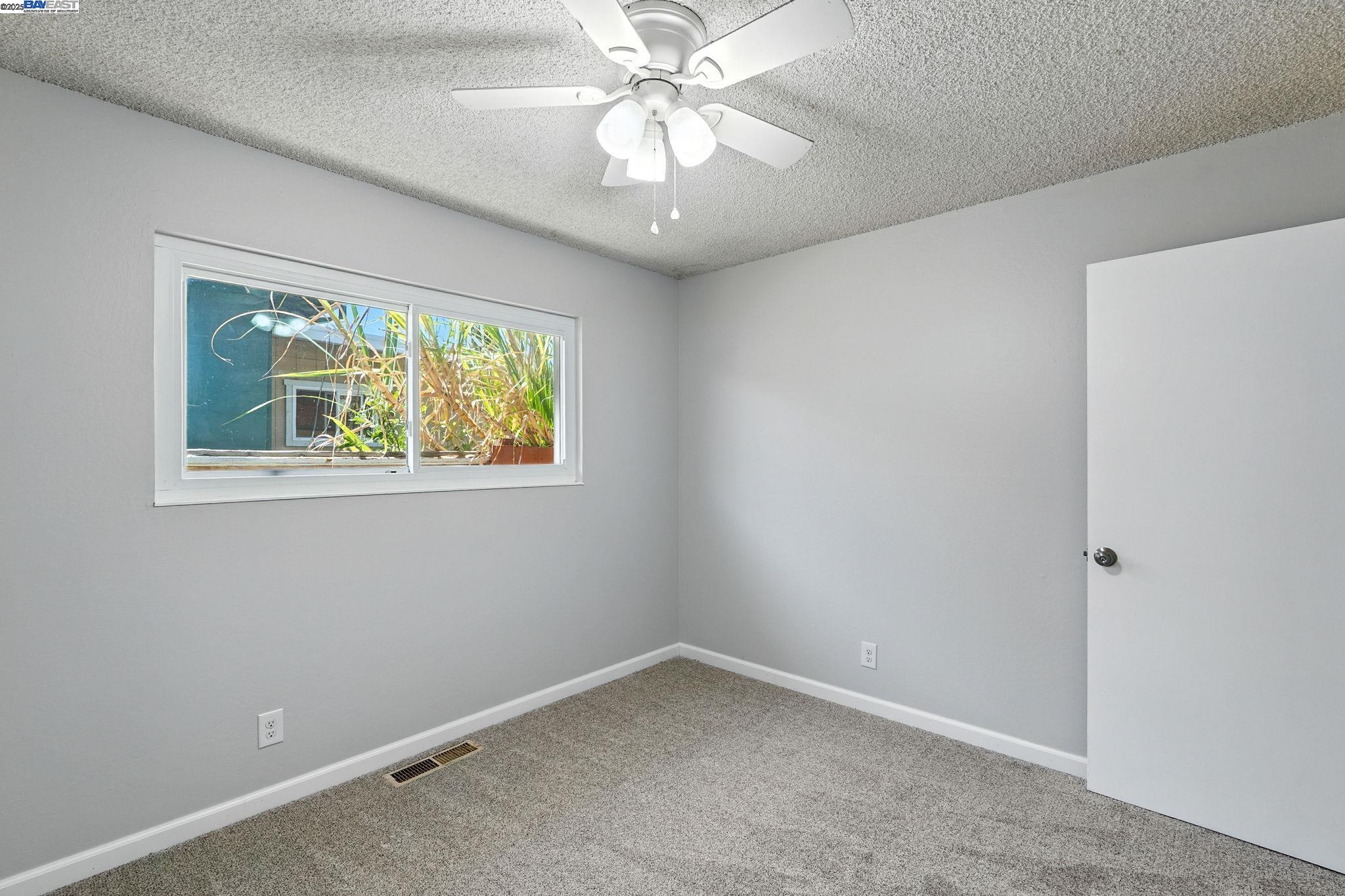 Detail Gallery Image 18 of 27 For 2924 Ventura Ct, Antioch,  CA 94509 - 4 Beds | 2 Baths