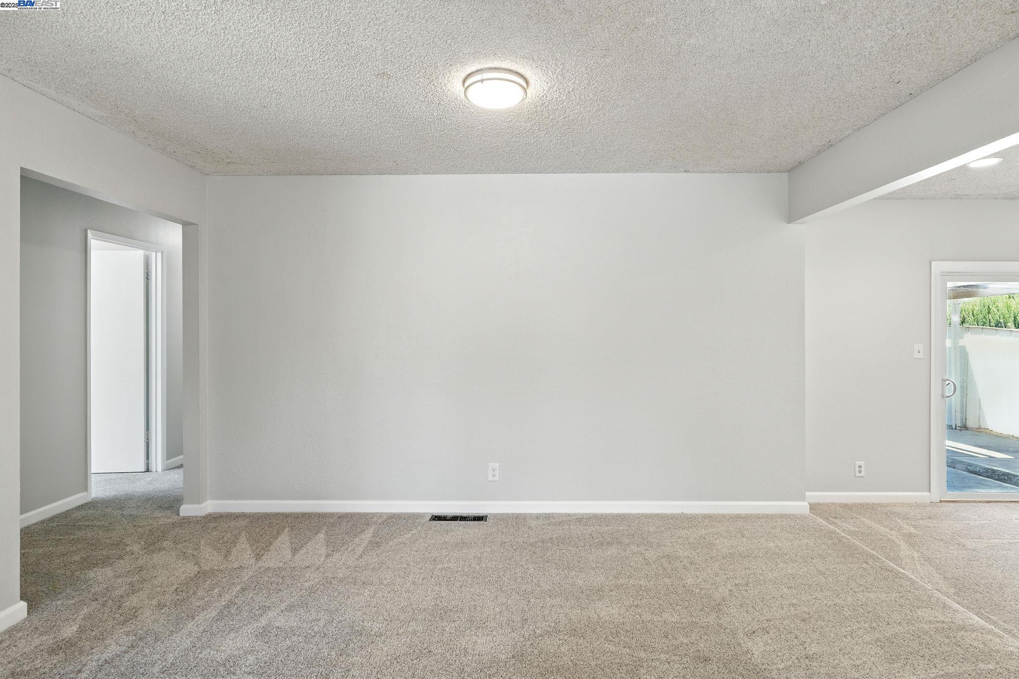 Detail Gallery Image 9 of 27 For 2924 Ventura Ct, Antioch,  CA 94509 - 4 Beds | 2 Baths