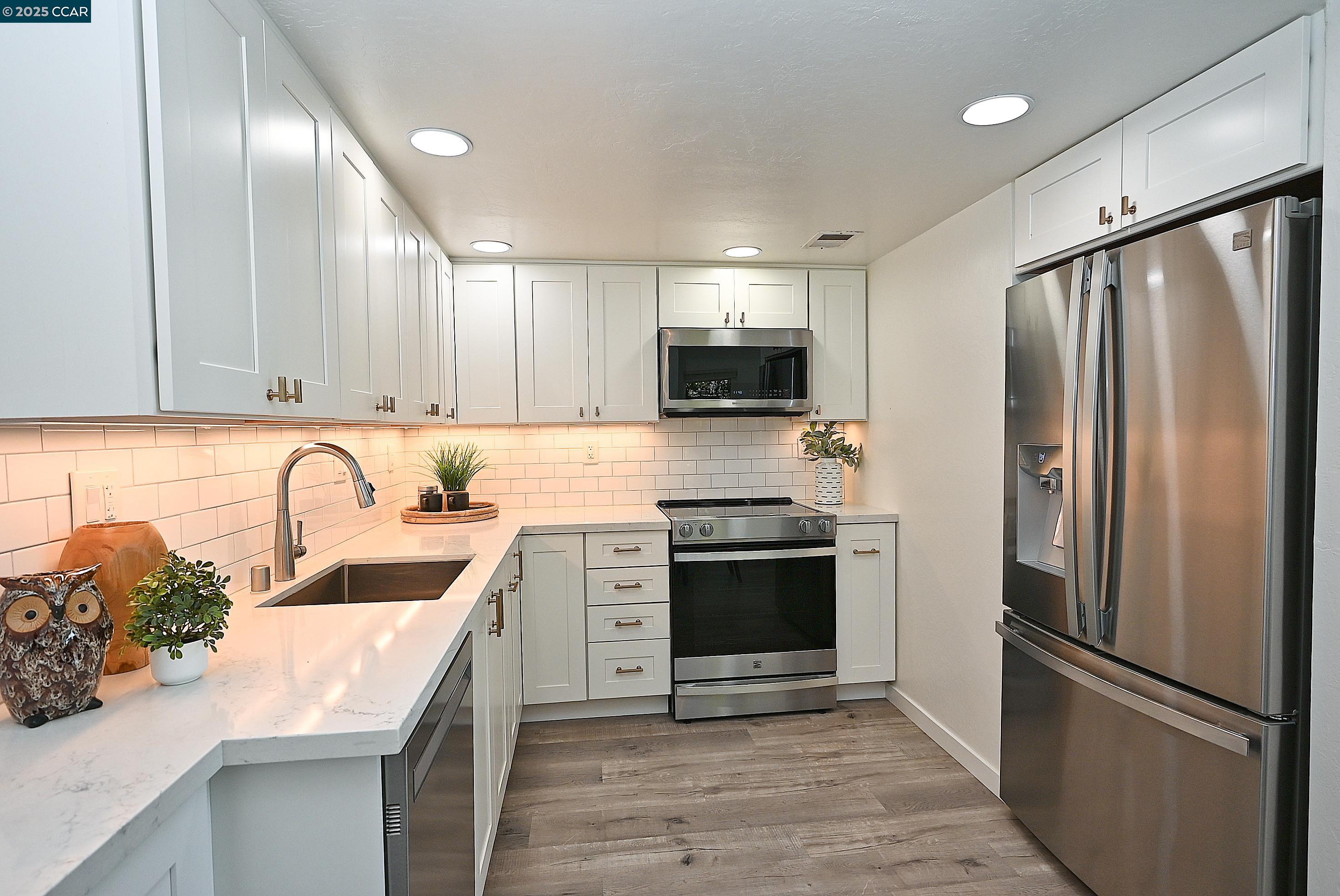 Photo #18: 41107644 Listing: Photo #18