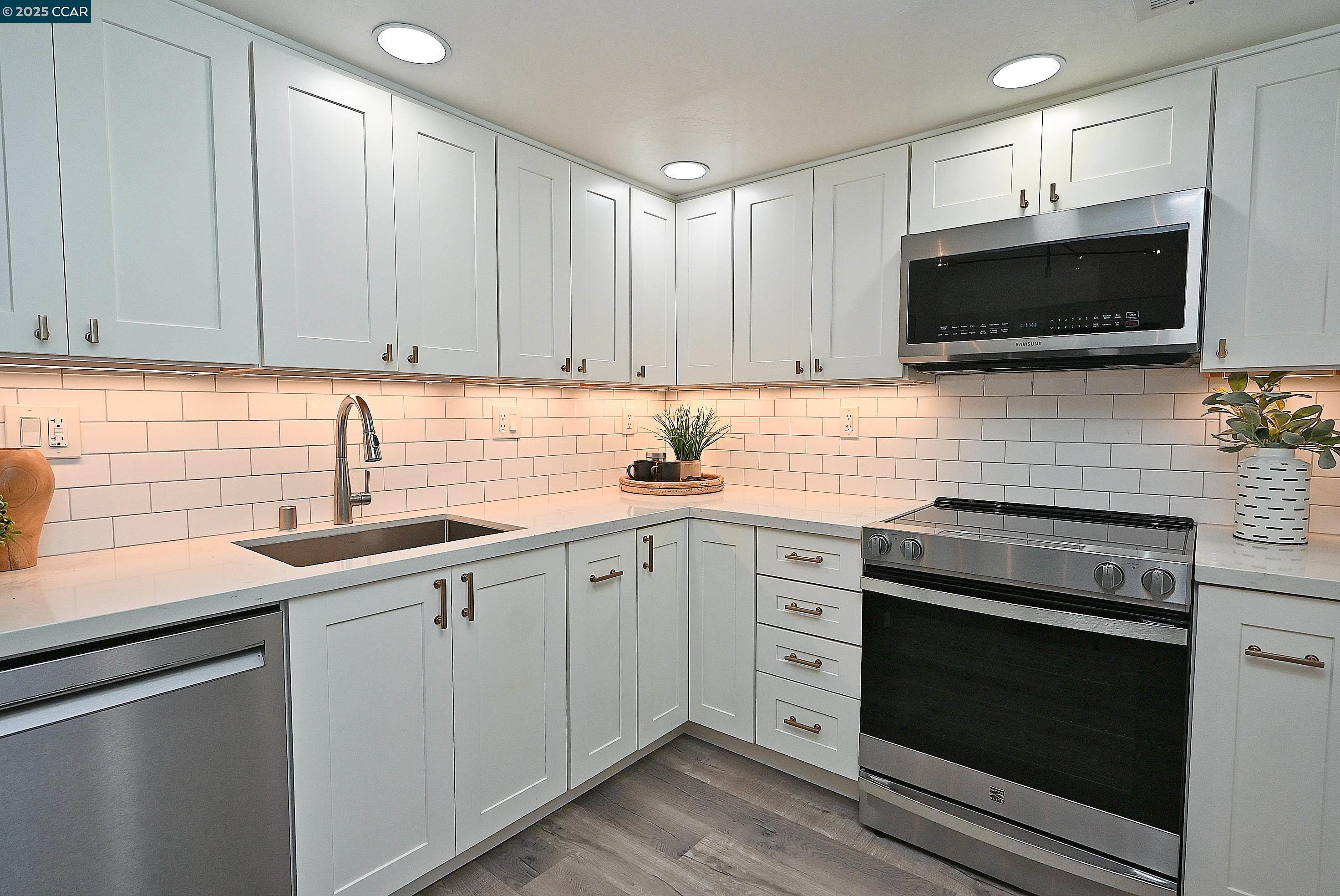 Photo #19: 41107644 Listing: Photo #19